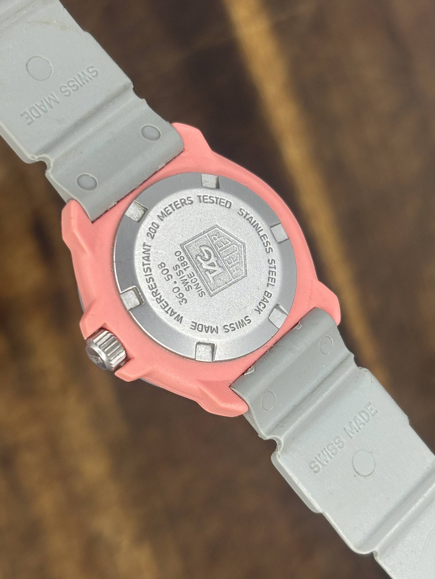 Vintage TAG Heuer Formula 1 Pink & Grey Quartz Watch | 200m Swiss Made