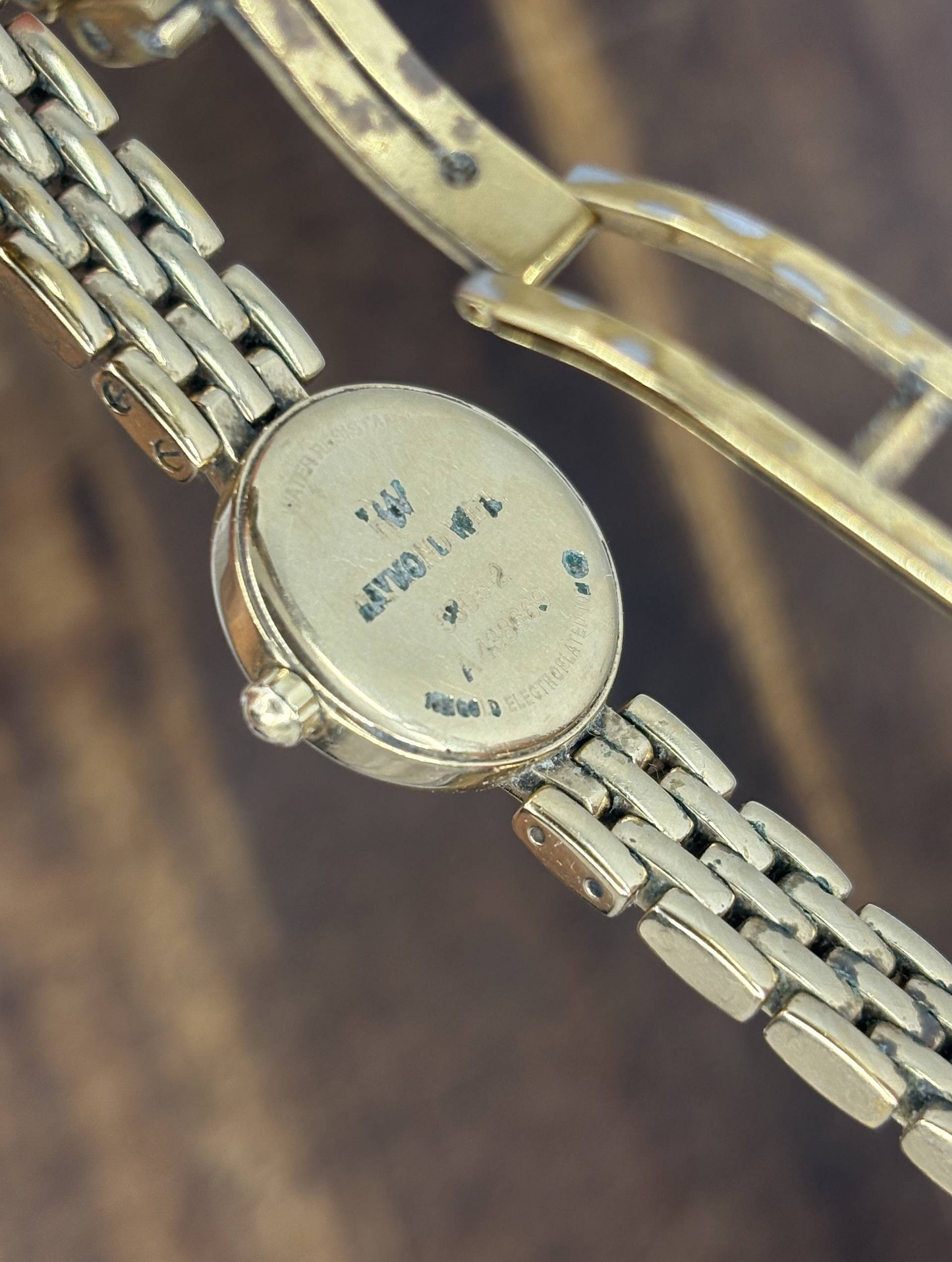 Vintage Raymond Weil Genève Ladies Watch | Gold Tone Crystal Set Dial Swiss Watch