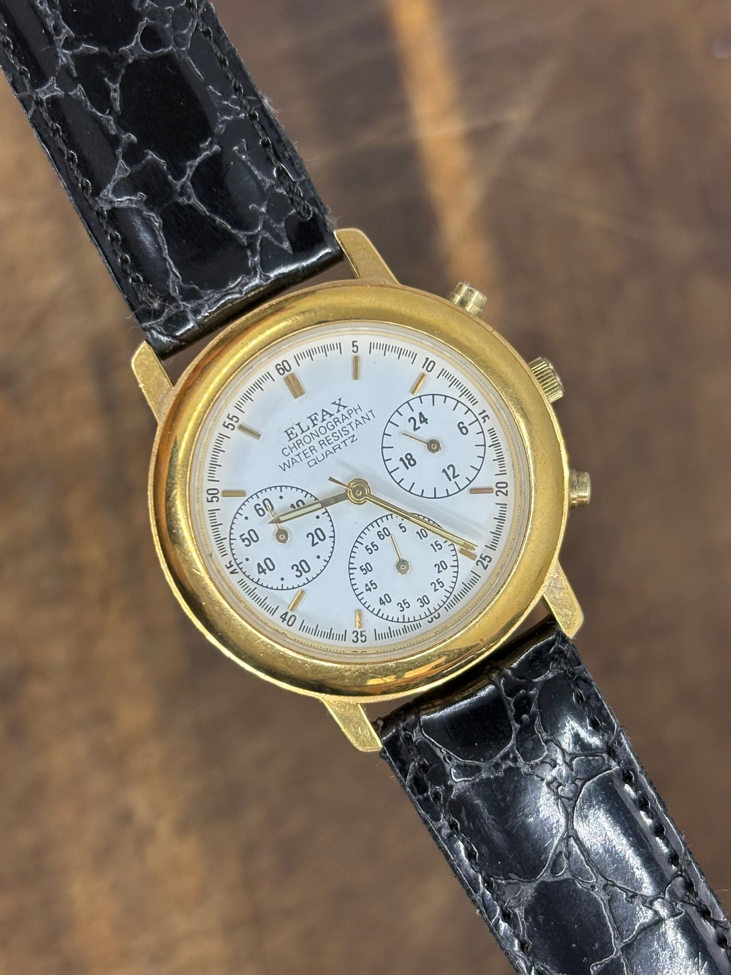 Elifax Quartz Chronograph – Gold-Tone Case, White Dial