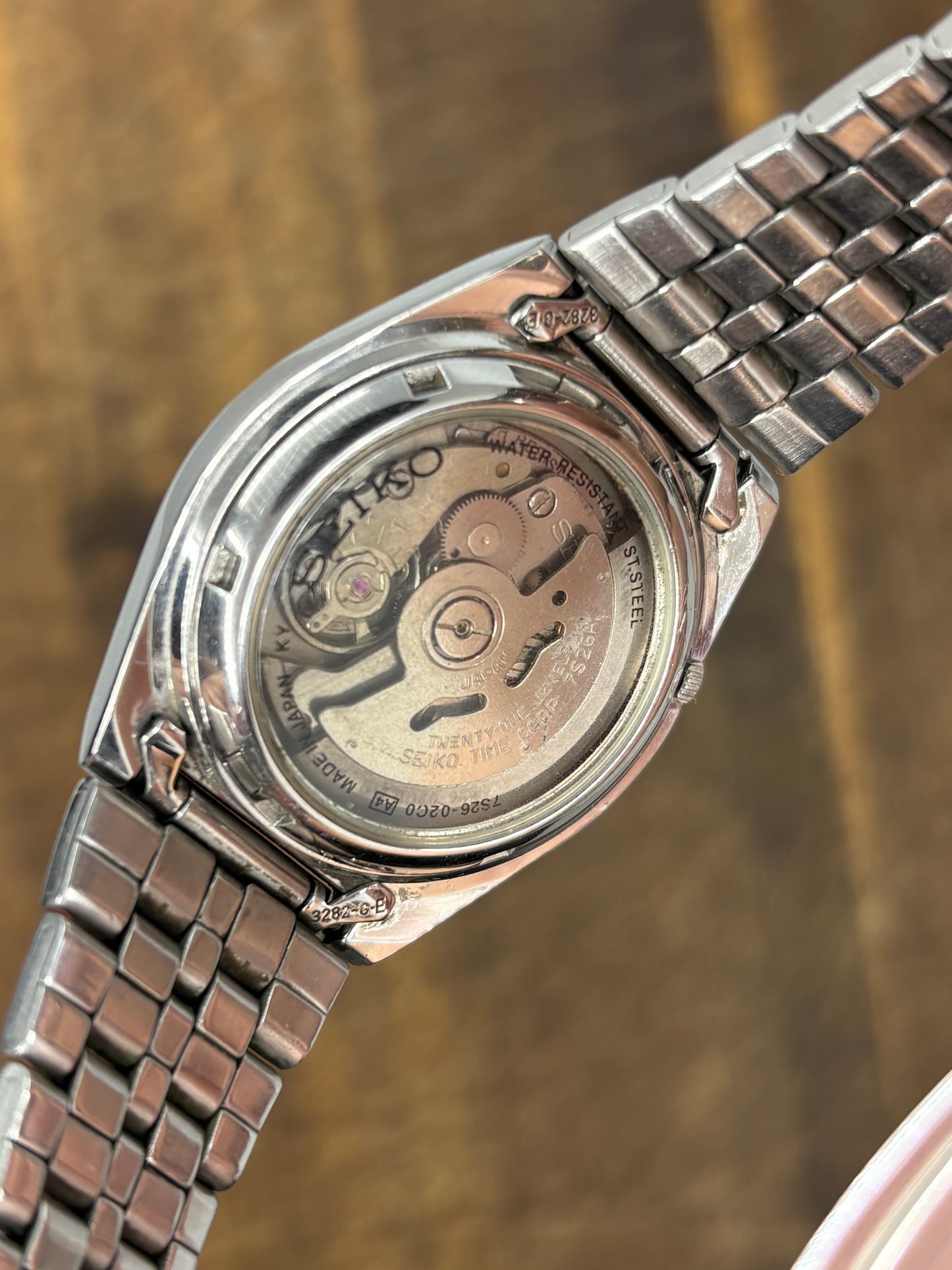 Seiko 5 Automatic | Gold Dial | Day-Date | 21 Jewels | Japan Made