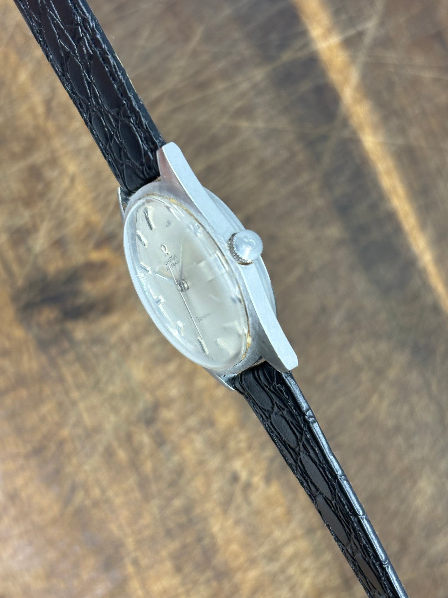 Omega Genève Automatic – Silver Dial – Vintage