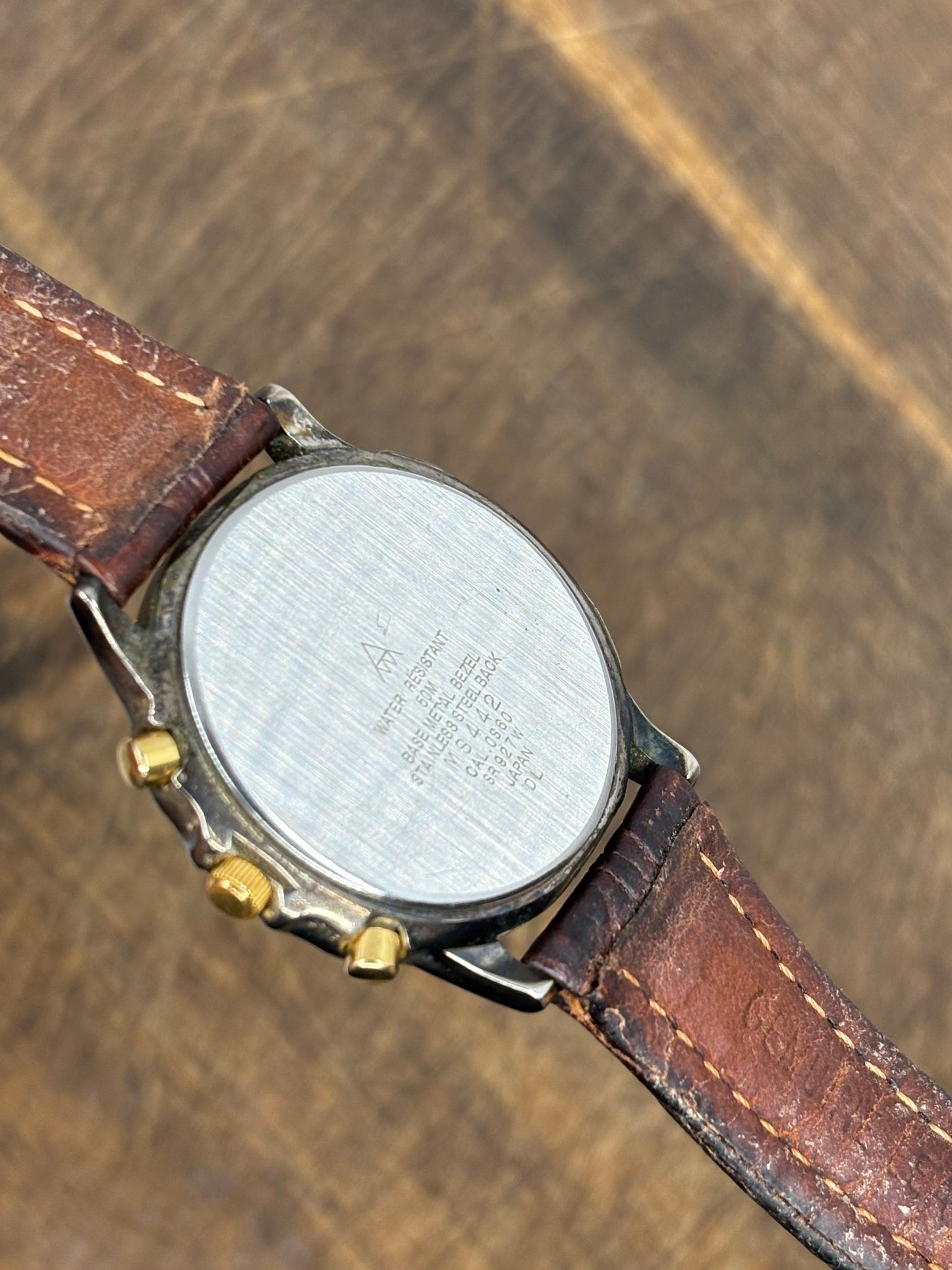 Accurist Chronograph – Gold & Green Vintage Style