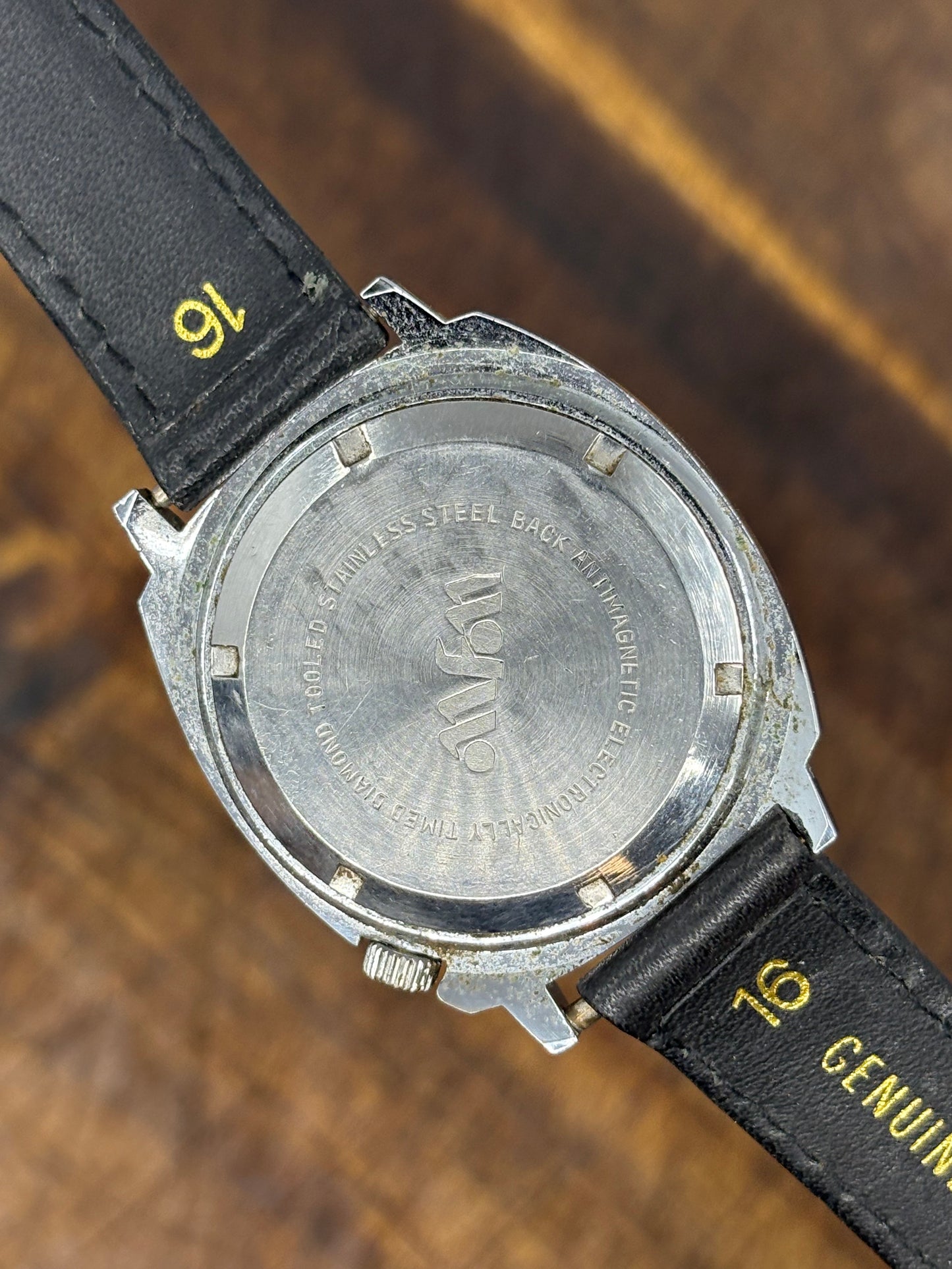 Alfa Anti-Magnetic Vintage Mechanical Watch