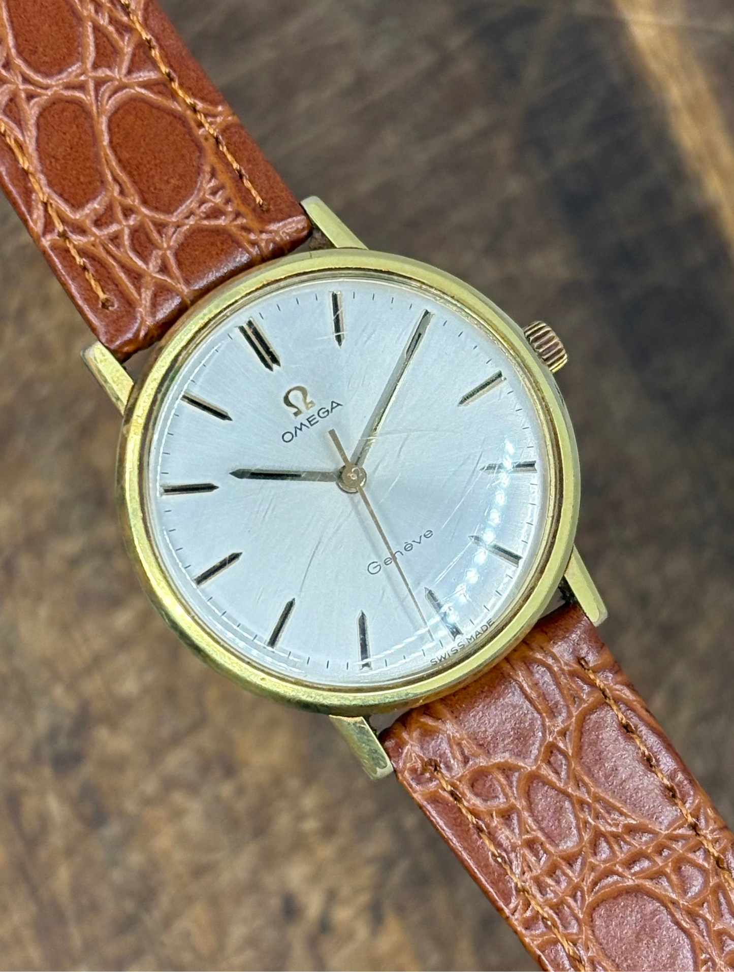 Omega Genève Manual Wind – Gold Tone – Vintage Dress Watch
