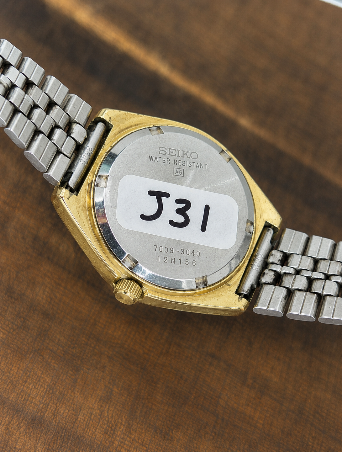 Vintage Seiko 5 Automatic Watch | Gold Tone | Day-Date | Japan Made