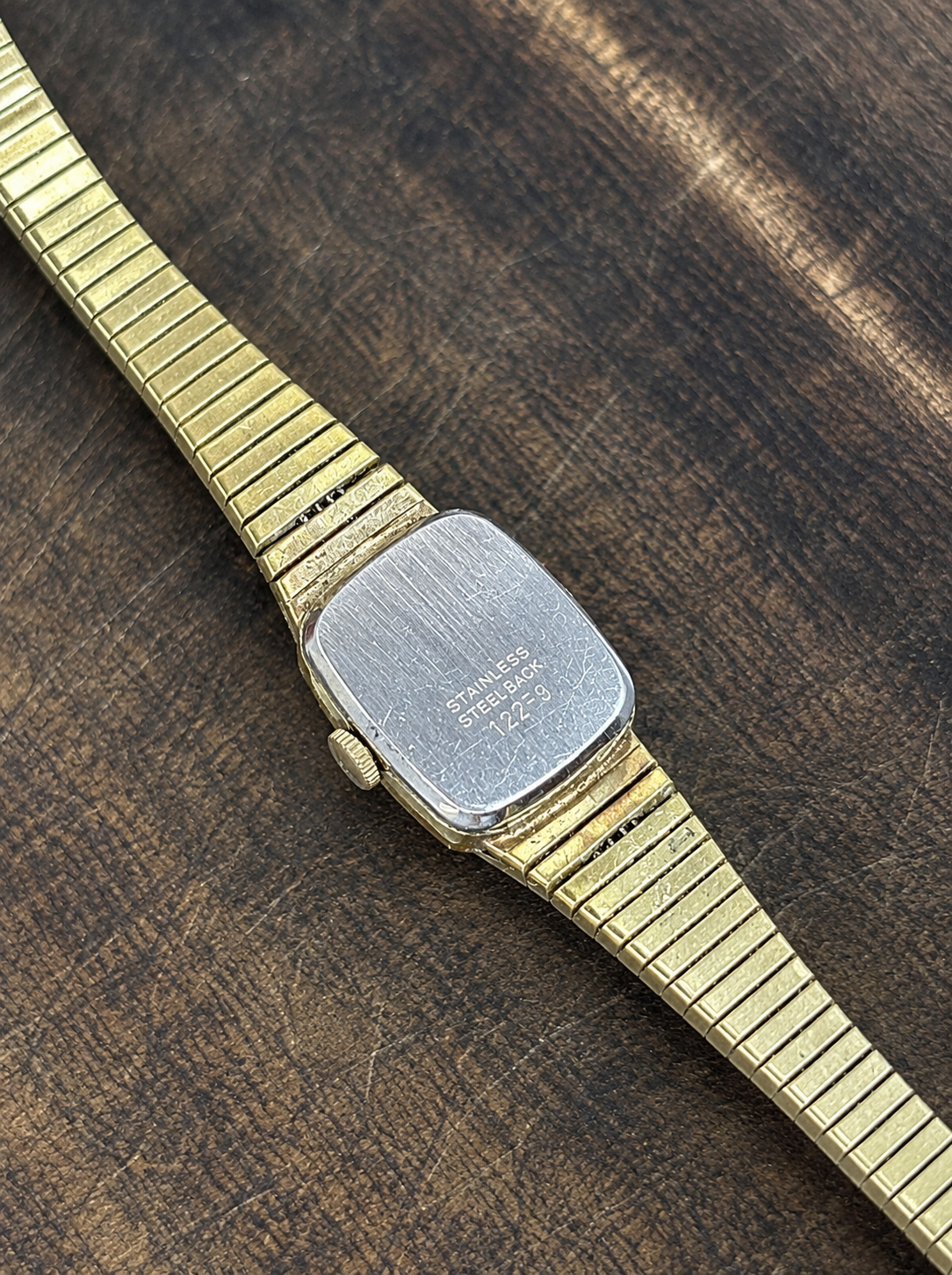 Vintage Helvetia Ladies Manual Wind Watch | Gold Tone Bracelet | Textured Silver Dial | Swiss Made