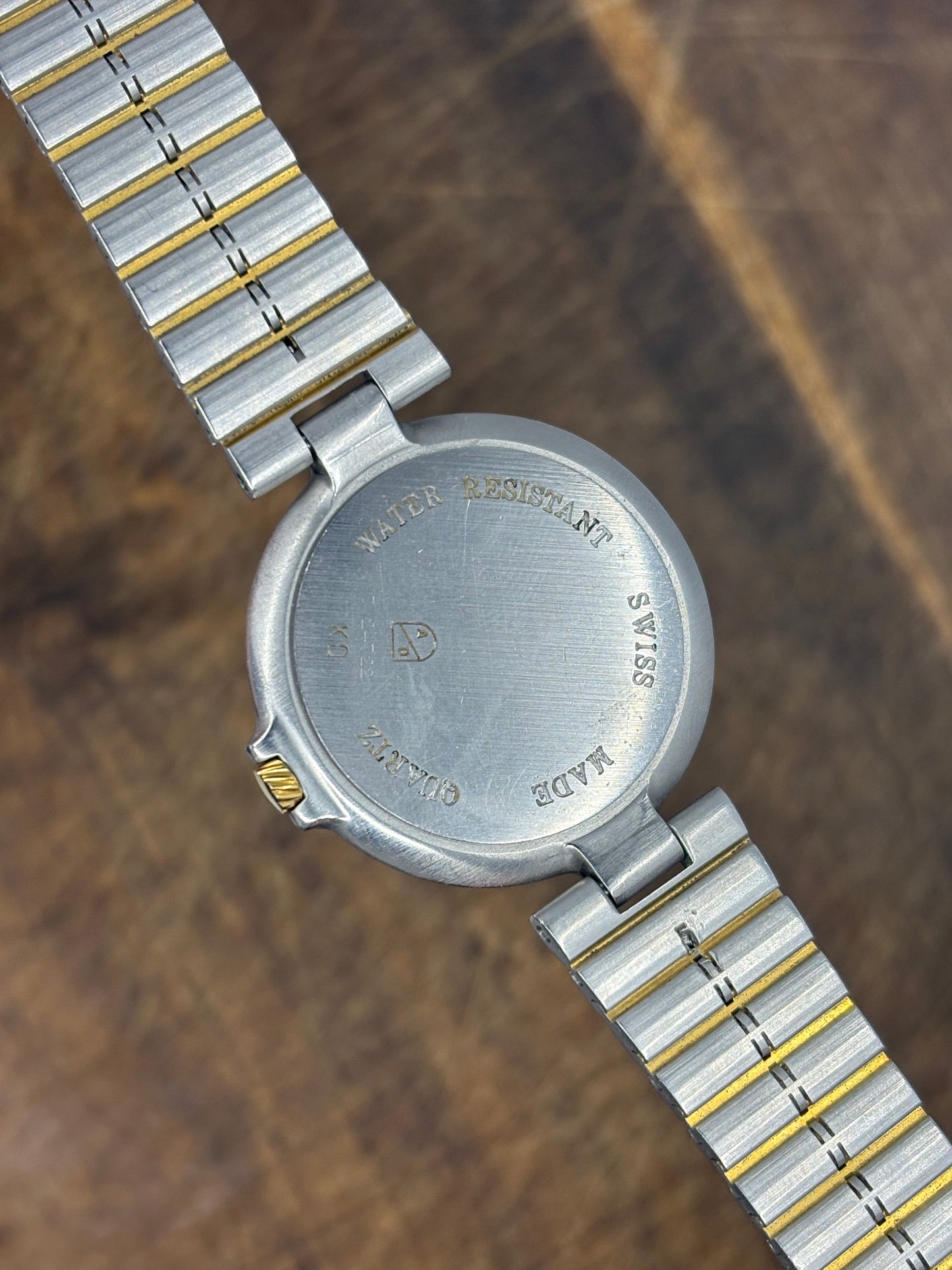 Alfred Dunhill Swiss Quartz Watch Roman Dial Date – Two-Tone Vintage 1990s