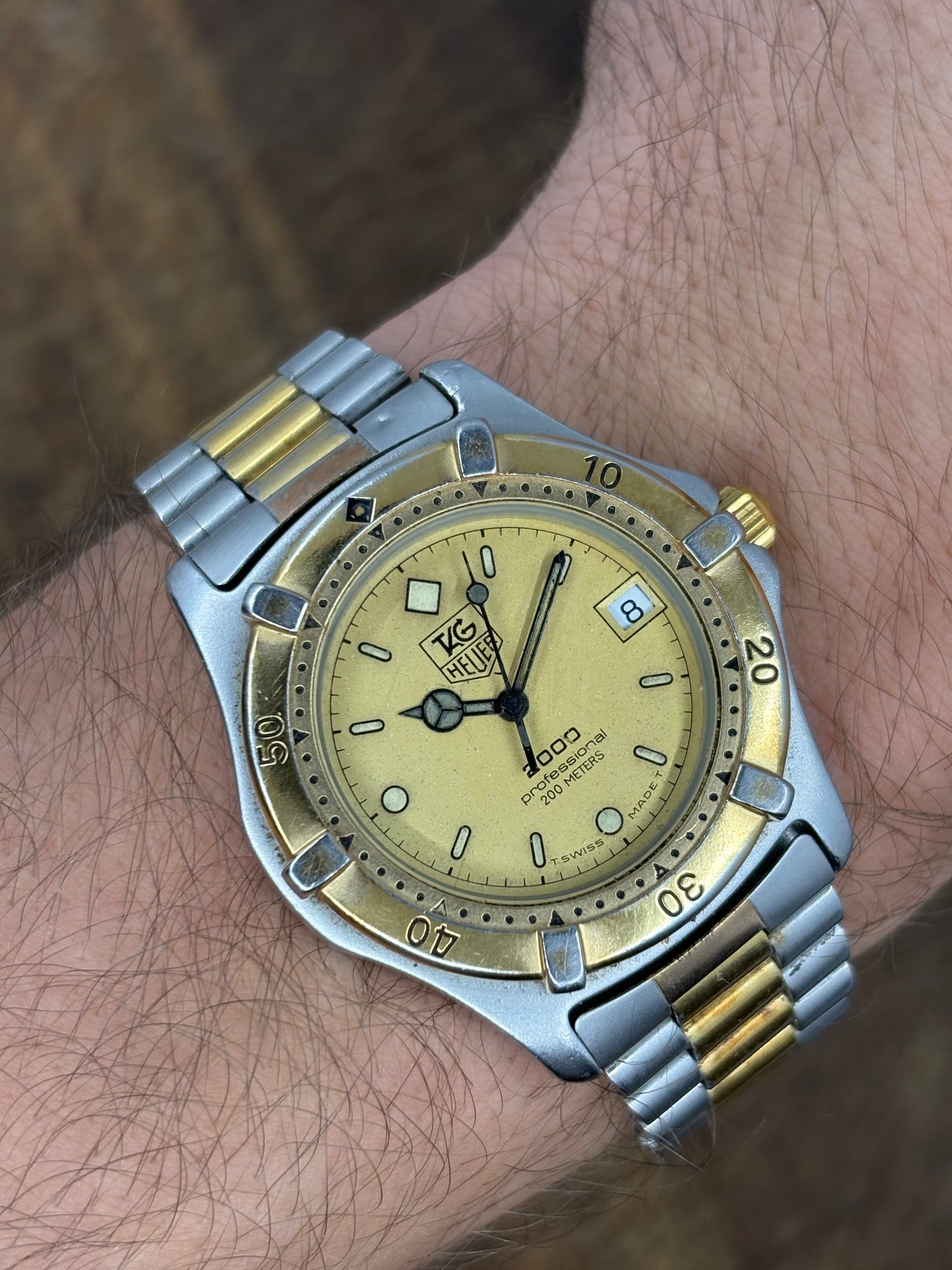TAG Heuer 2000 Professional Quartz – Two-Tone Diver – Vintage