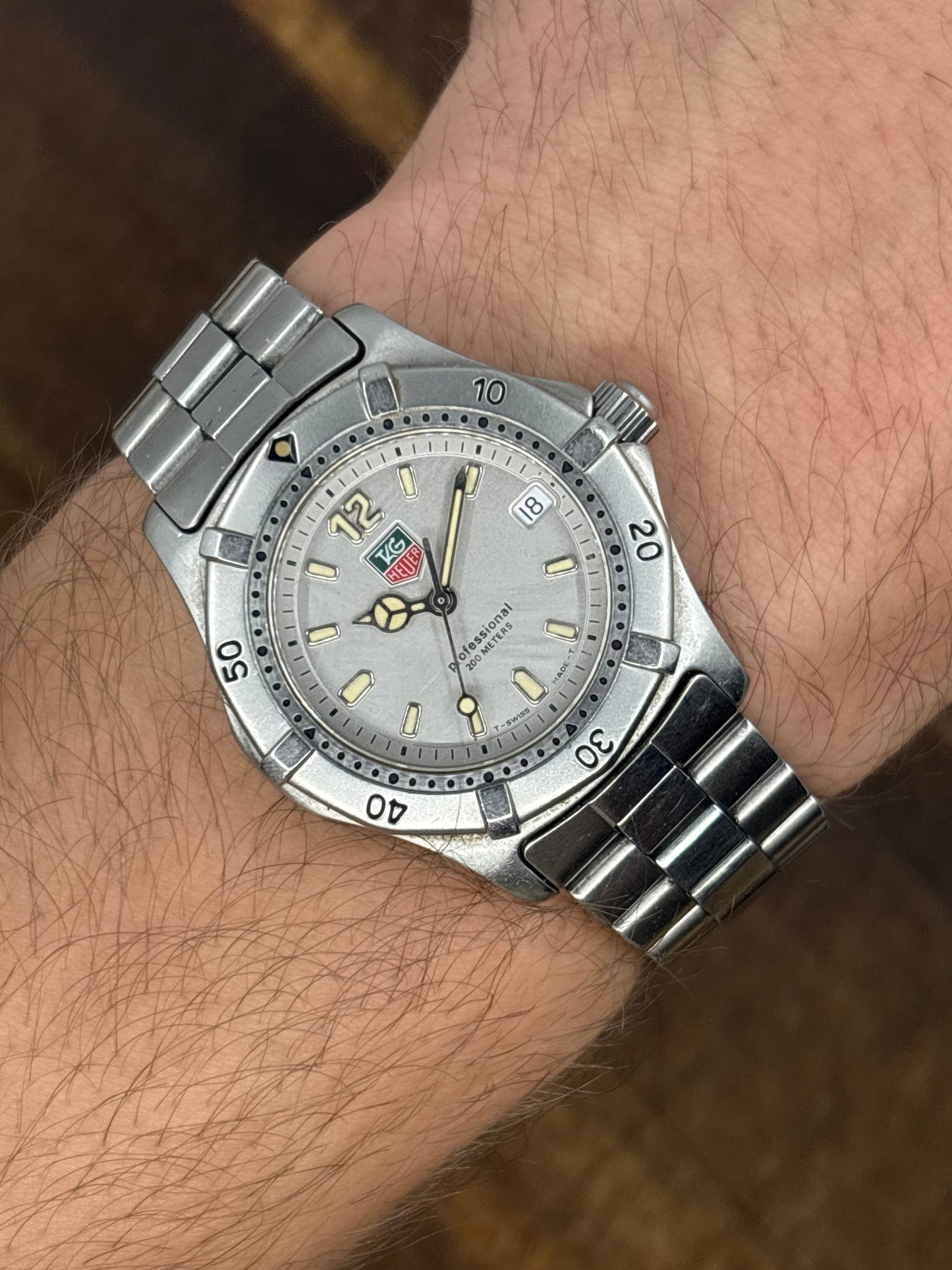Vintage TAG Heuer Professional 200m Quartz Watch