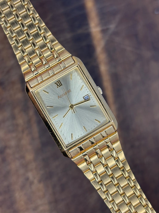 Accurist Quartz – Champagne Dial with Date
