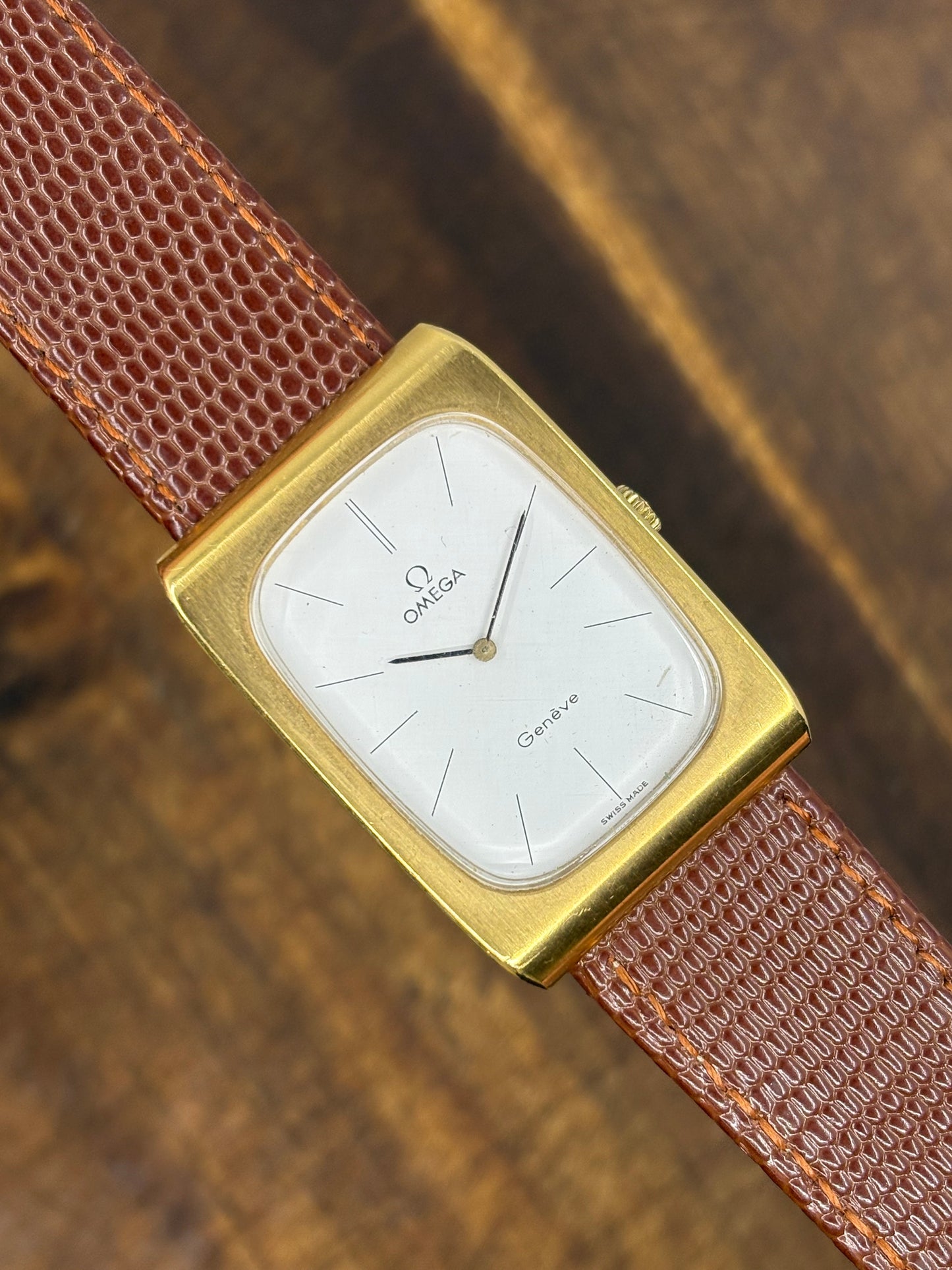 Omega Genève (Gold Tone, TV Case)