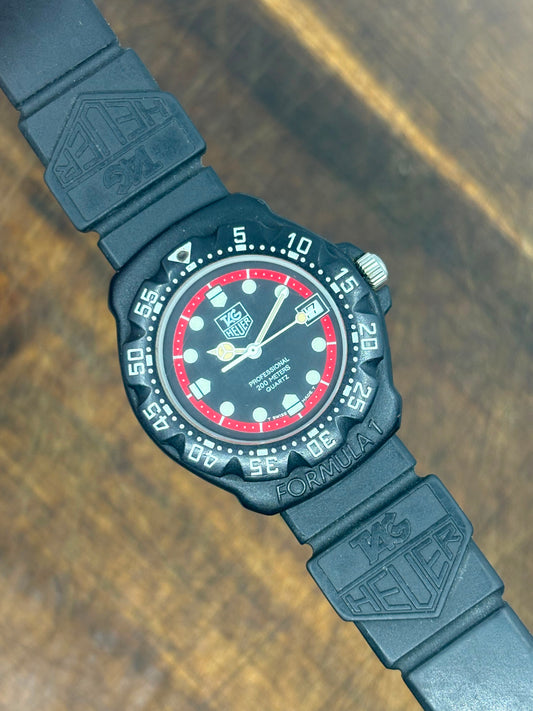Vintage TAG Heuer Formula 1 Professional 200M Quartz Watch | Black & Red Dial | Swiss Made