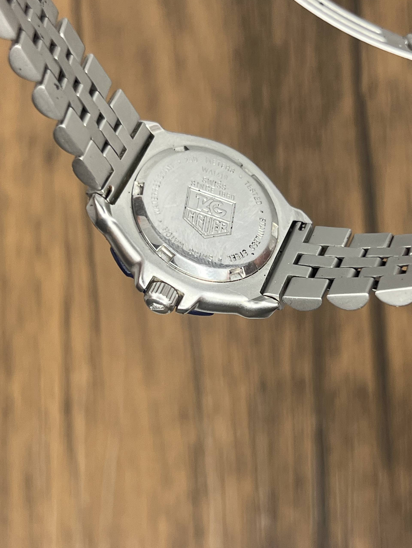 Vintage TAG Heuer Professional 200M Quartz Watch | White Dial Blue Bezel Steel Bracelet