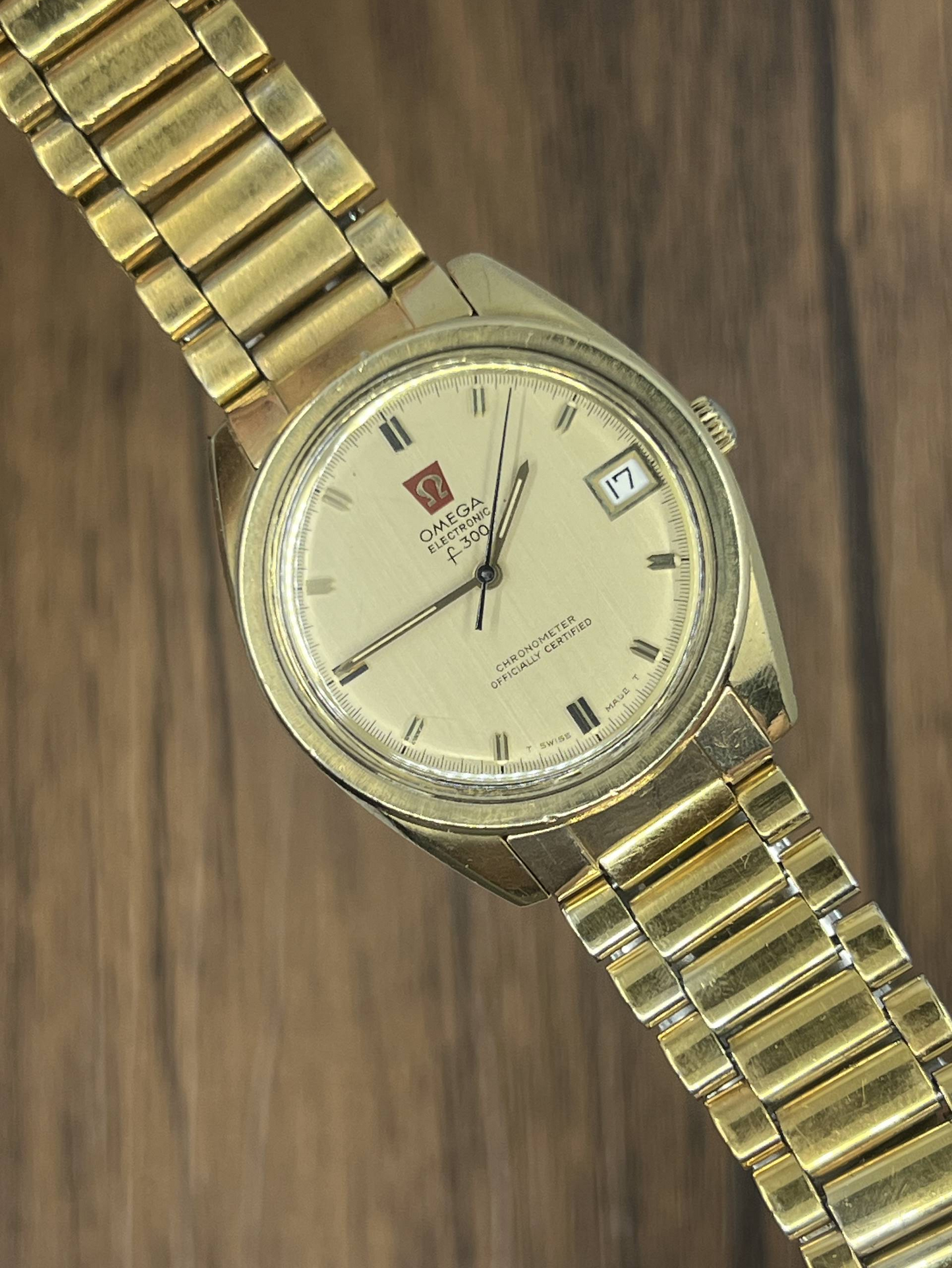Vintage Omega Electronic F300 Chronometer Watch | Gold Tone Date Bracelet Swiss