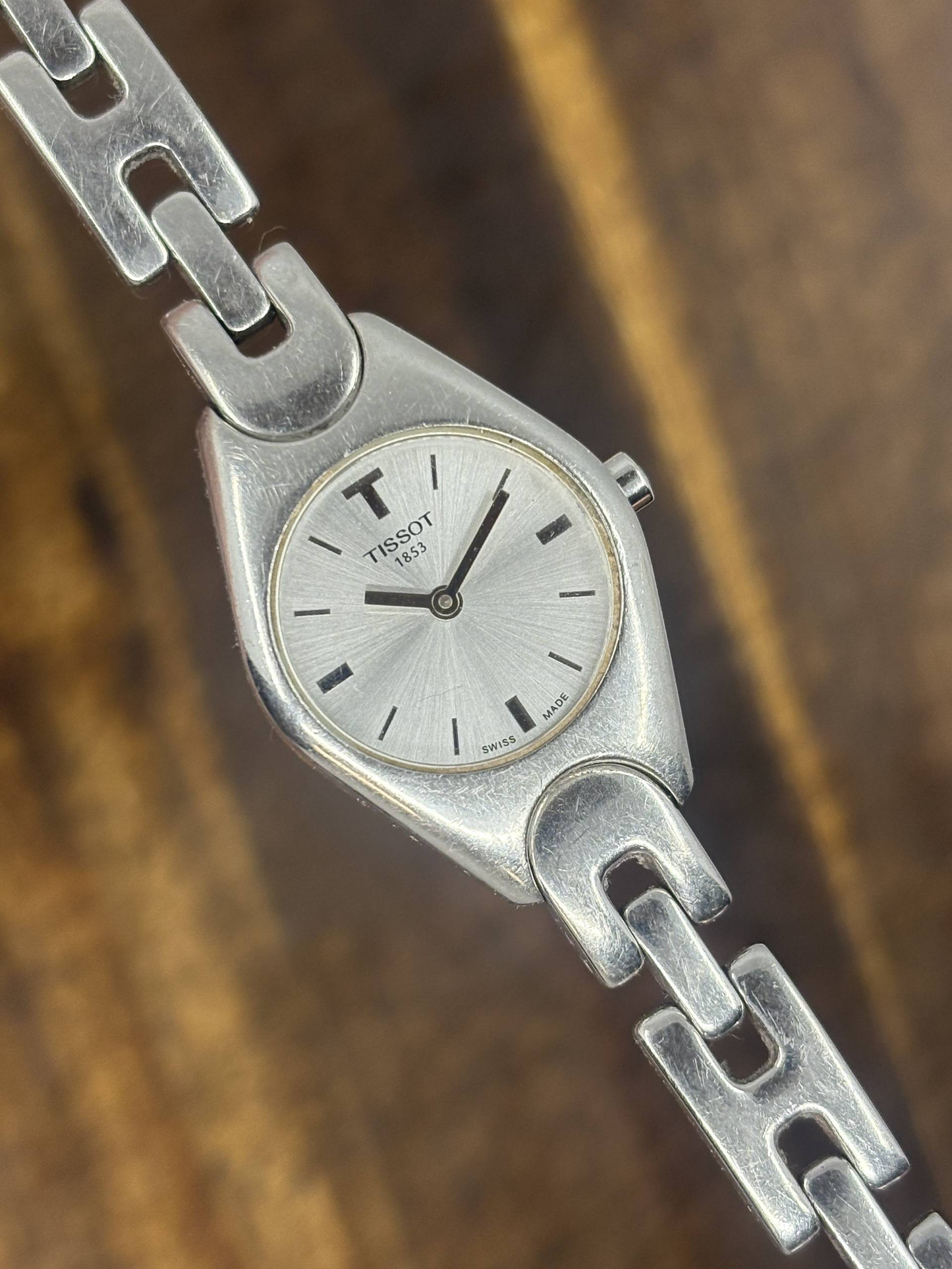 Vintage Tissot 1853 Ladies Watch | Silver Dial Stainless Steel Bracelet Swiss Made