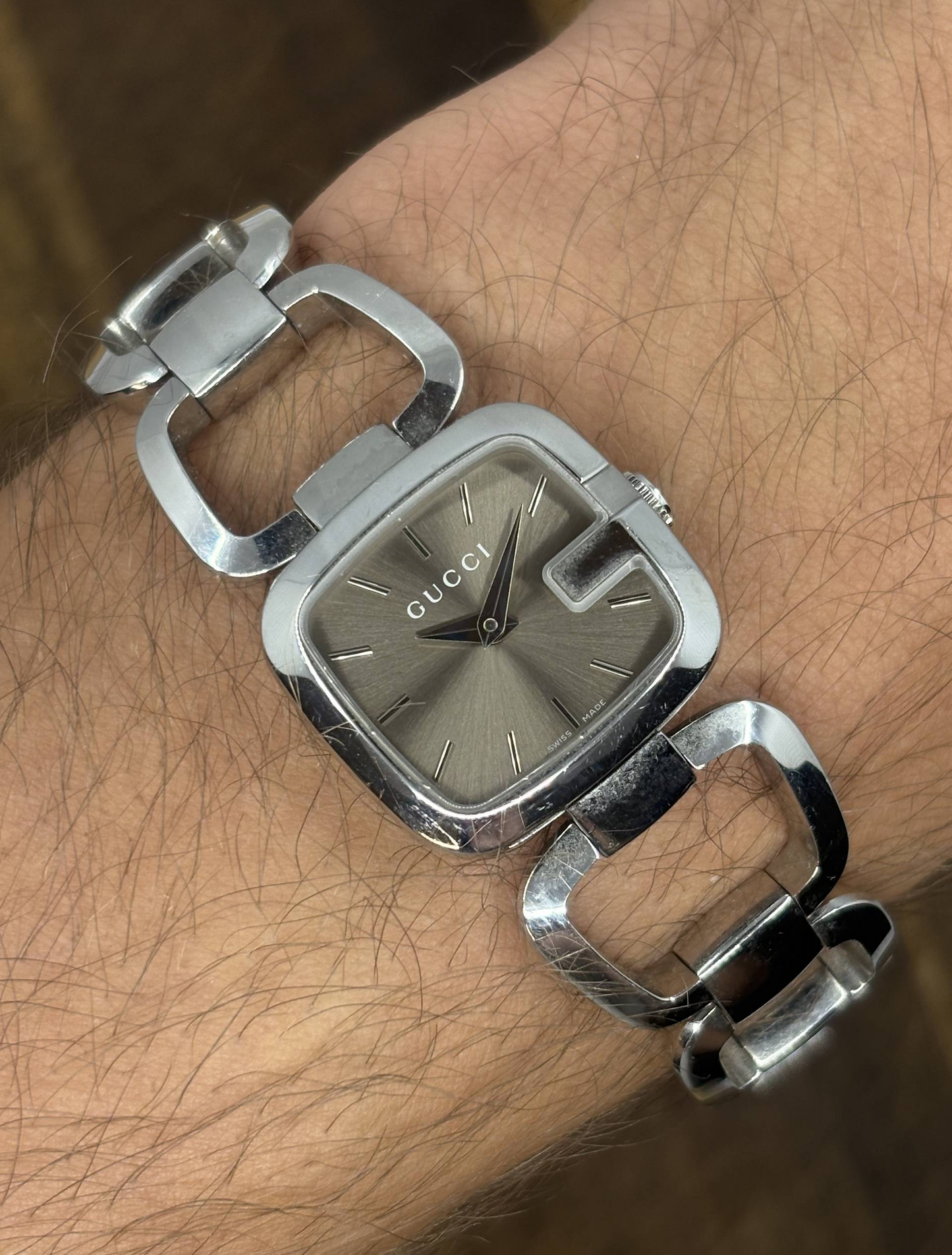 Vintage Gucci Horsebit Link Watch | Silver Tone Grey Sunburst Dial Swiss Made