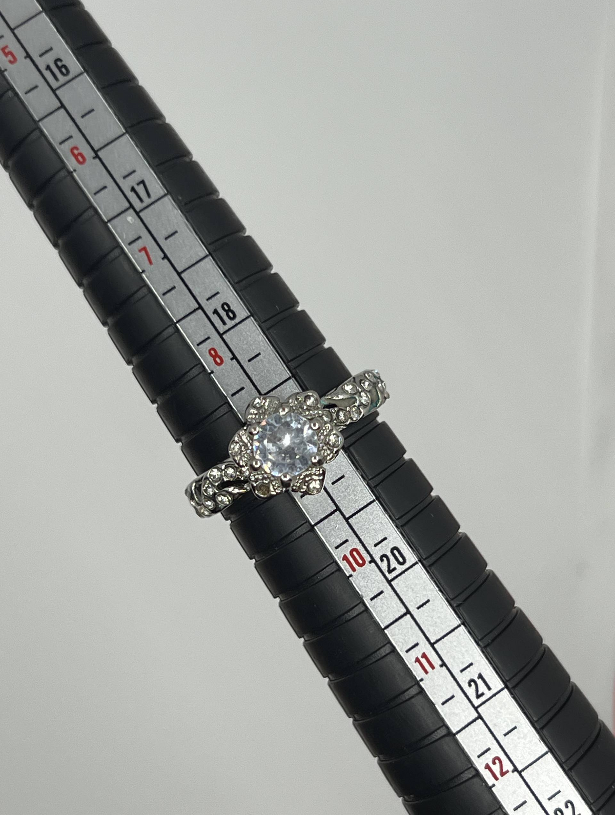925 Sterling Silver Clear Stone Vintage Style Solitaire Ring – Ornate Ring