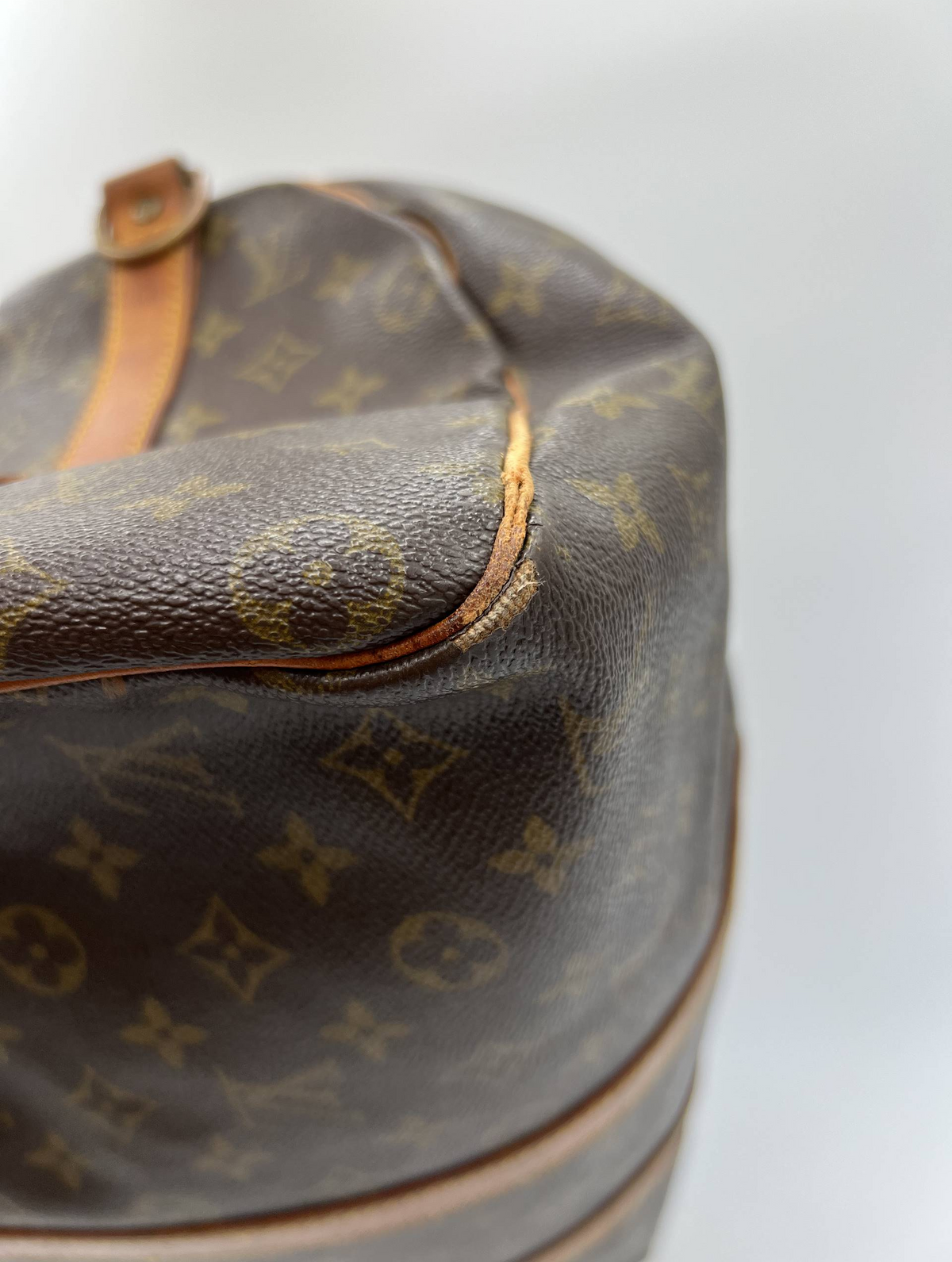 Louis Vuitton Keepall 45 Monogram Travel Bag
