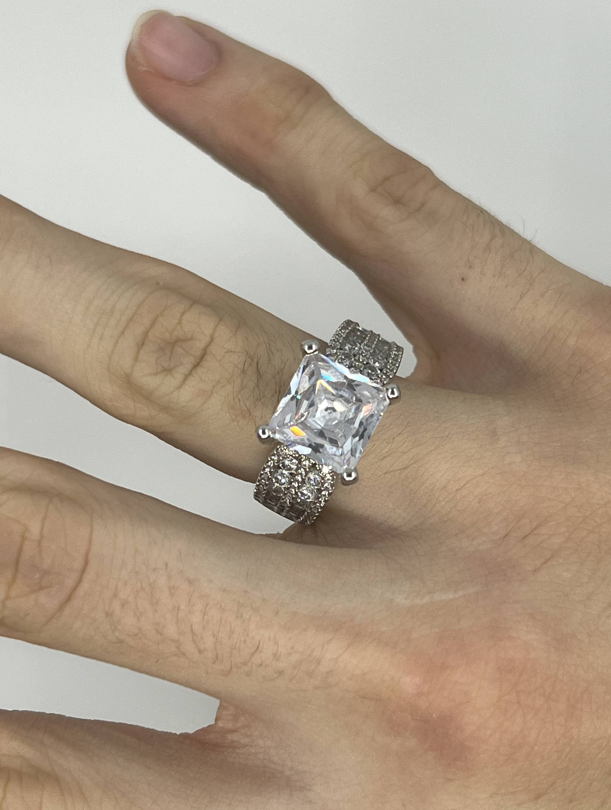 925 Sterling Silver Princess Cut Clear Stone Solitaire Ring – Multi-Row Pavé Shoulders