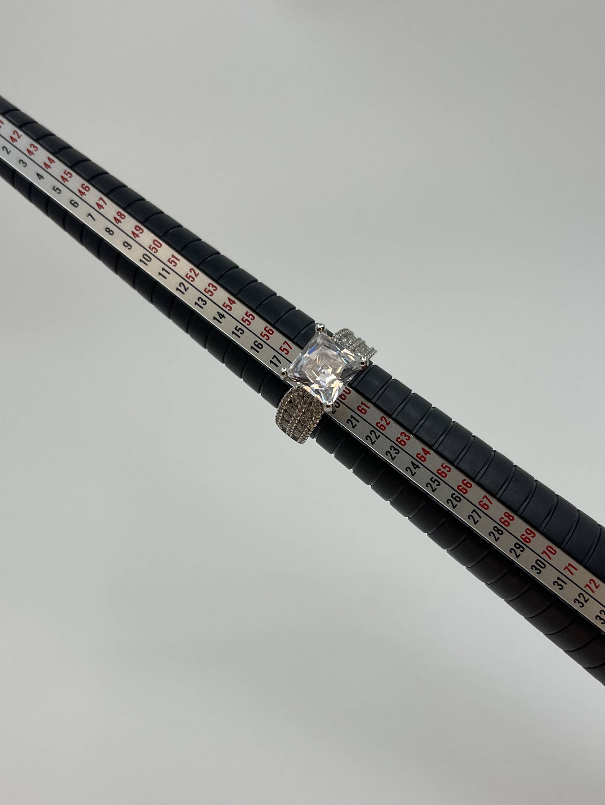 925 Sterling Silver Princess Cut Clear Stone Solitaire Ring – Multi-Row Pavé Shoulders
