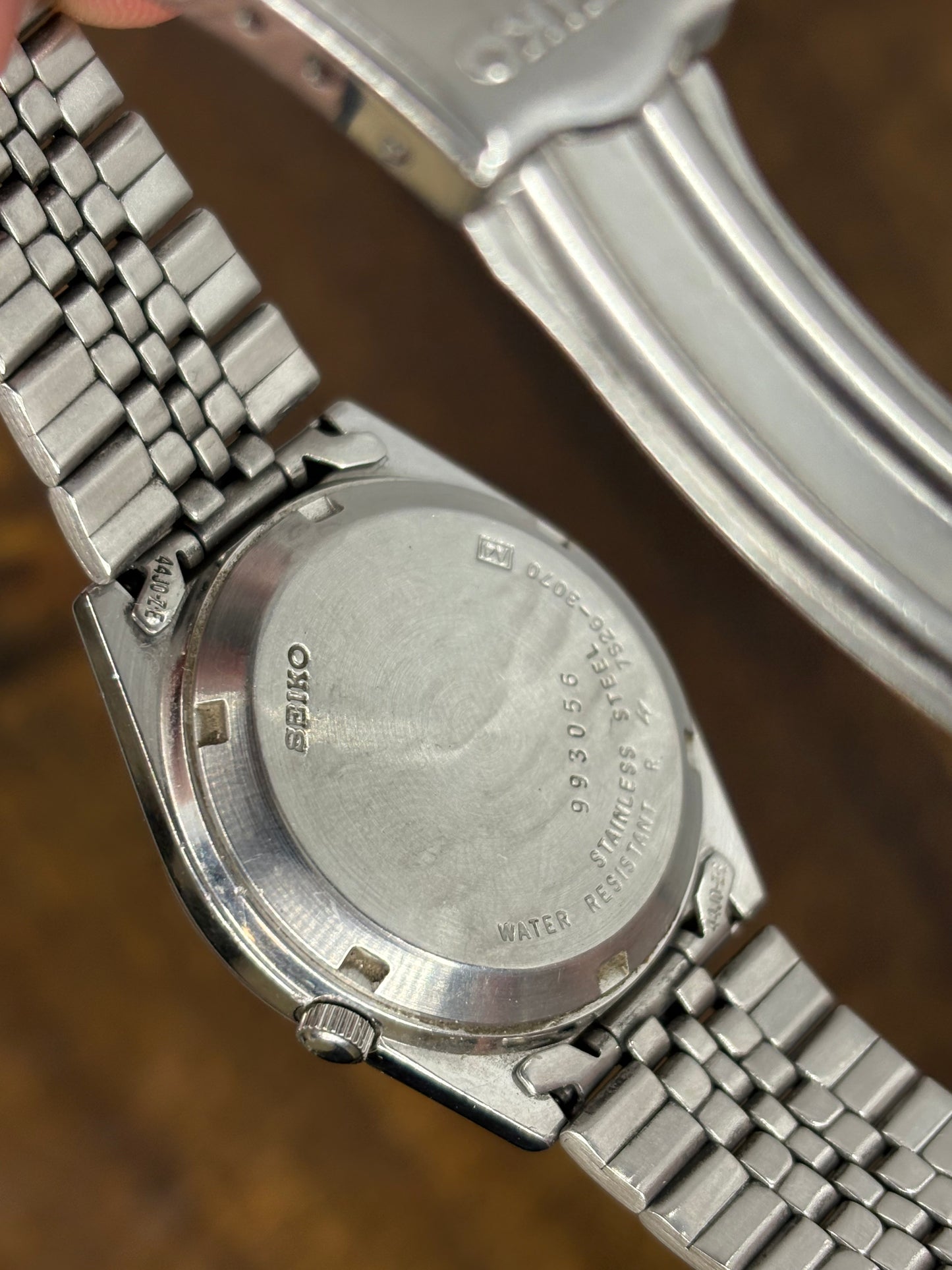 Seiko 5 Automatic (Textured Dial, Minimalist Markers)