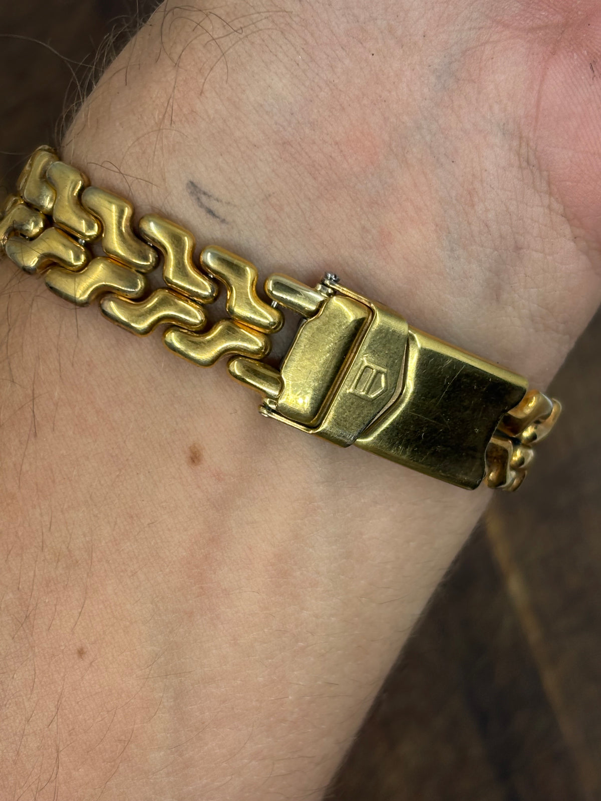 Vintage TAG Heuer Professional 200M Quartz Watch | Gold Tone Two Tone Diver Bracelet