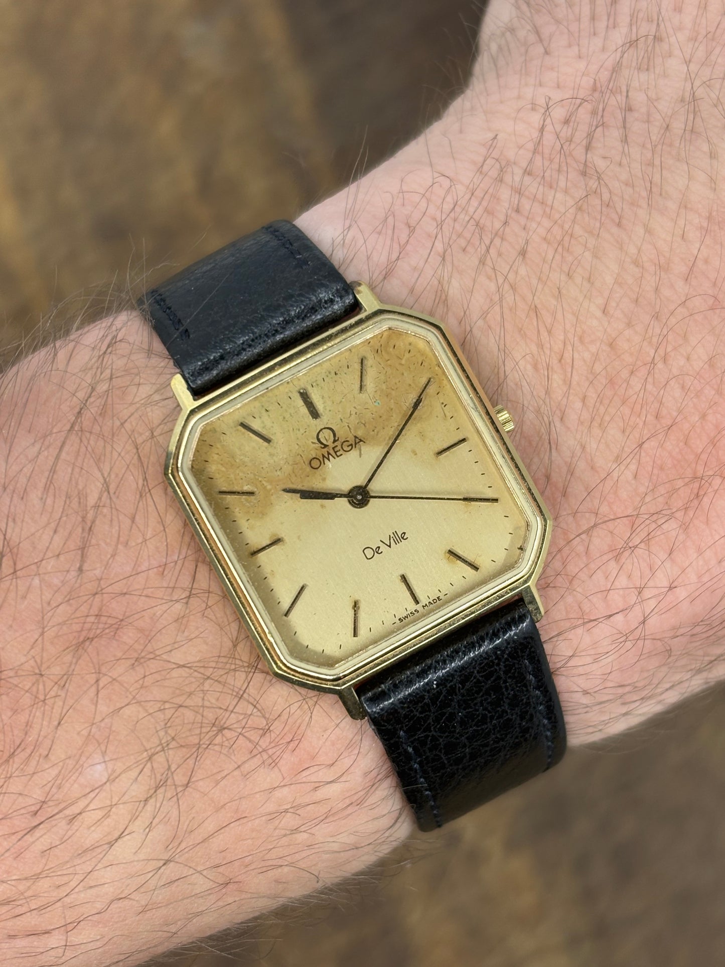 Omega De Ville Vintage Gold Tone Quartz Dress Watch Swiss Made Men’s Classic
