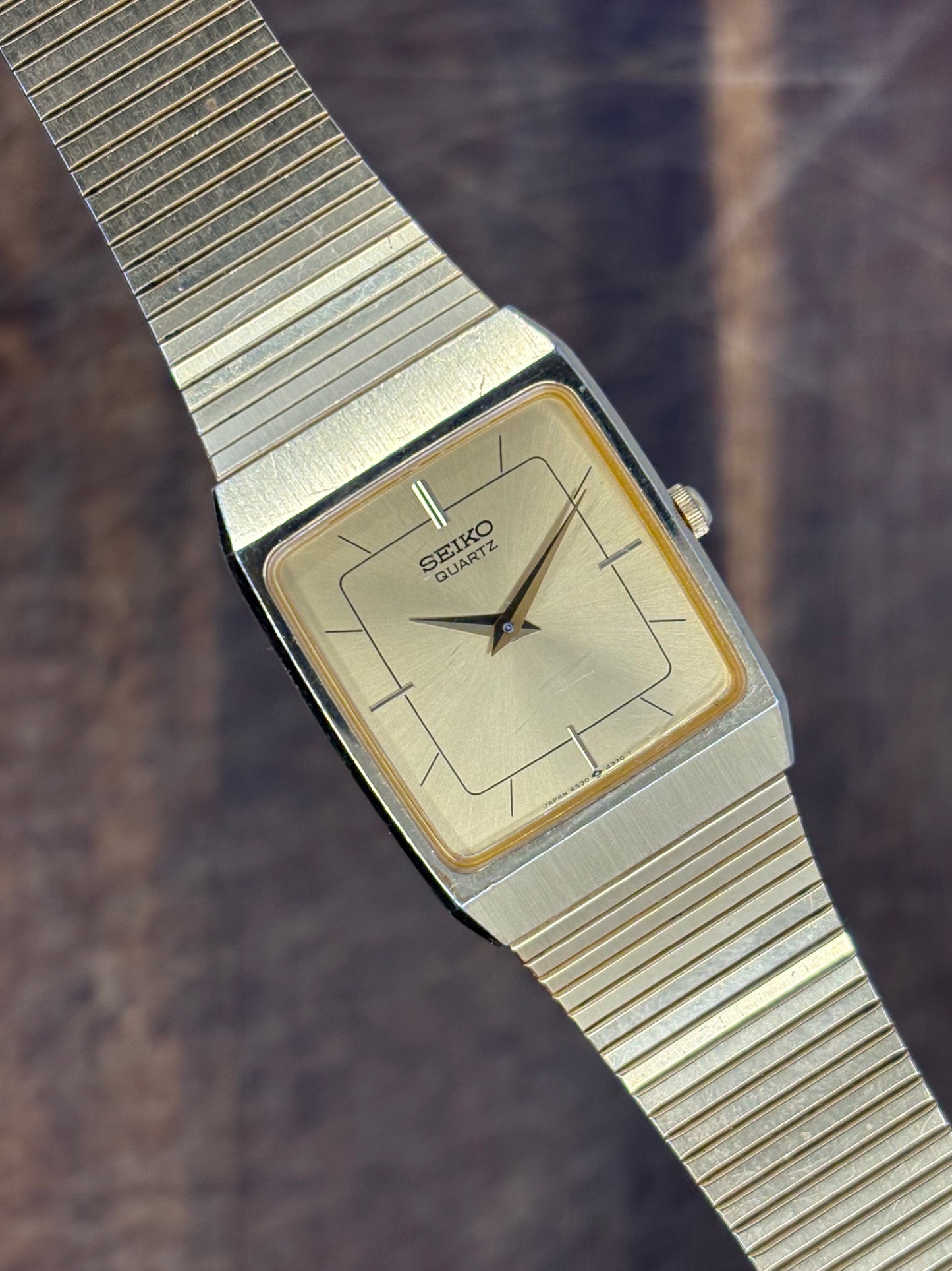 Seiko Tank Gold Quartz (1980s Retro Edition)