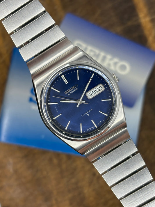 Seiko 5 Automatic Watch Vintage Blue Dial Stainless Steel Bracelet Men’s Japan Made