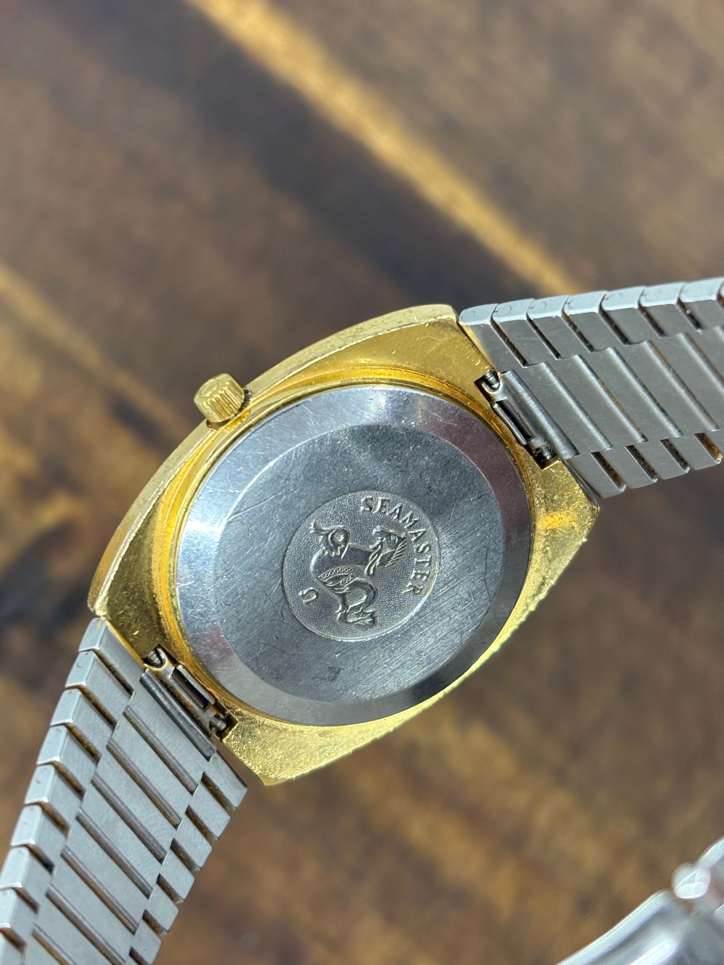 Omega Seamaster Automatic Day-Date – Gold Tone Integrated Bracelet