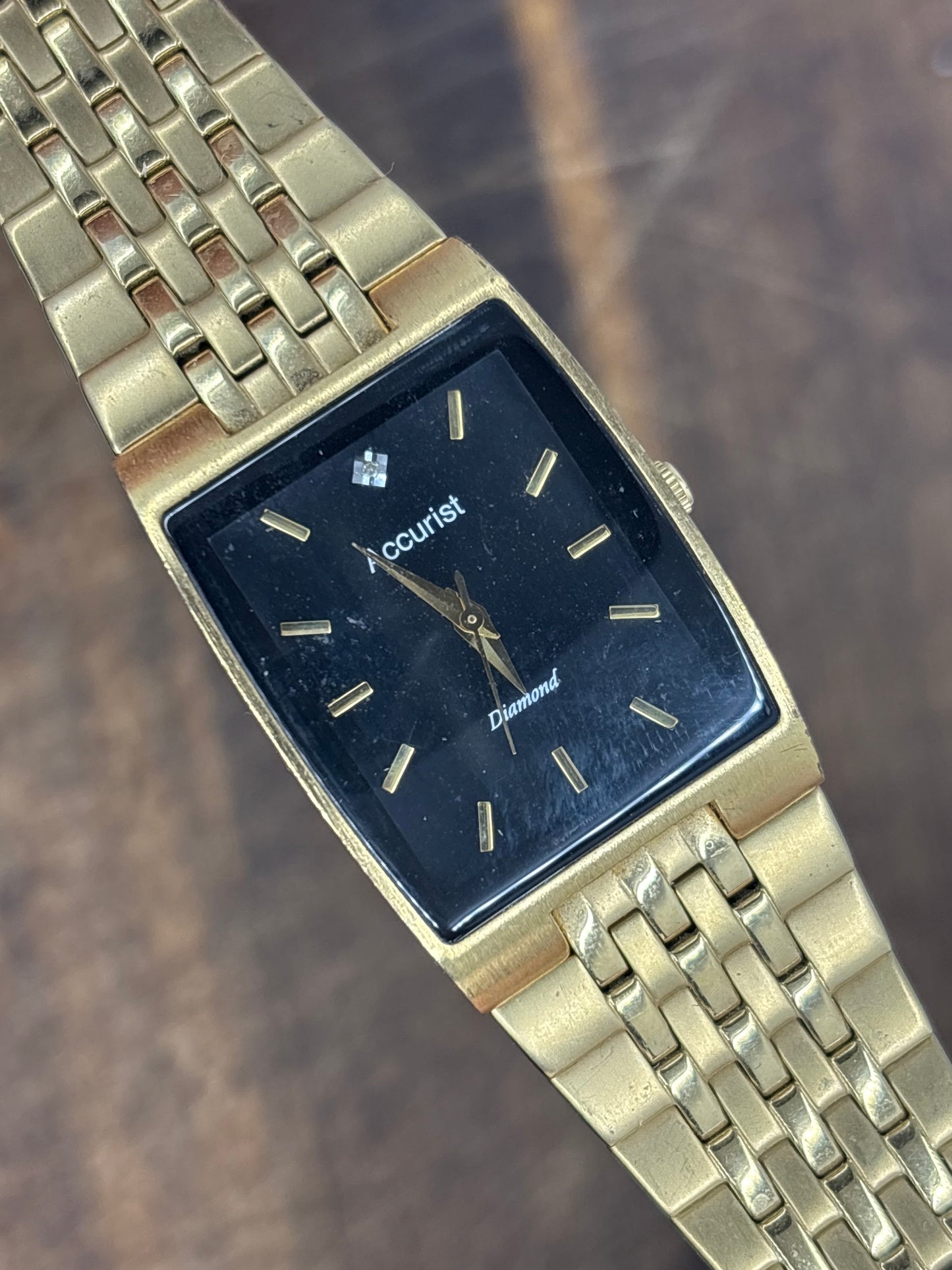 Accurist Diamond Quartz – Black Dial, Gold-Tone Bracelet