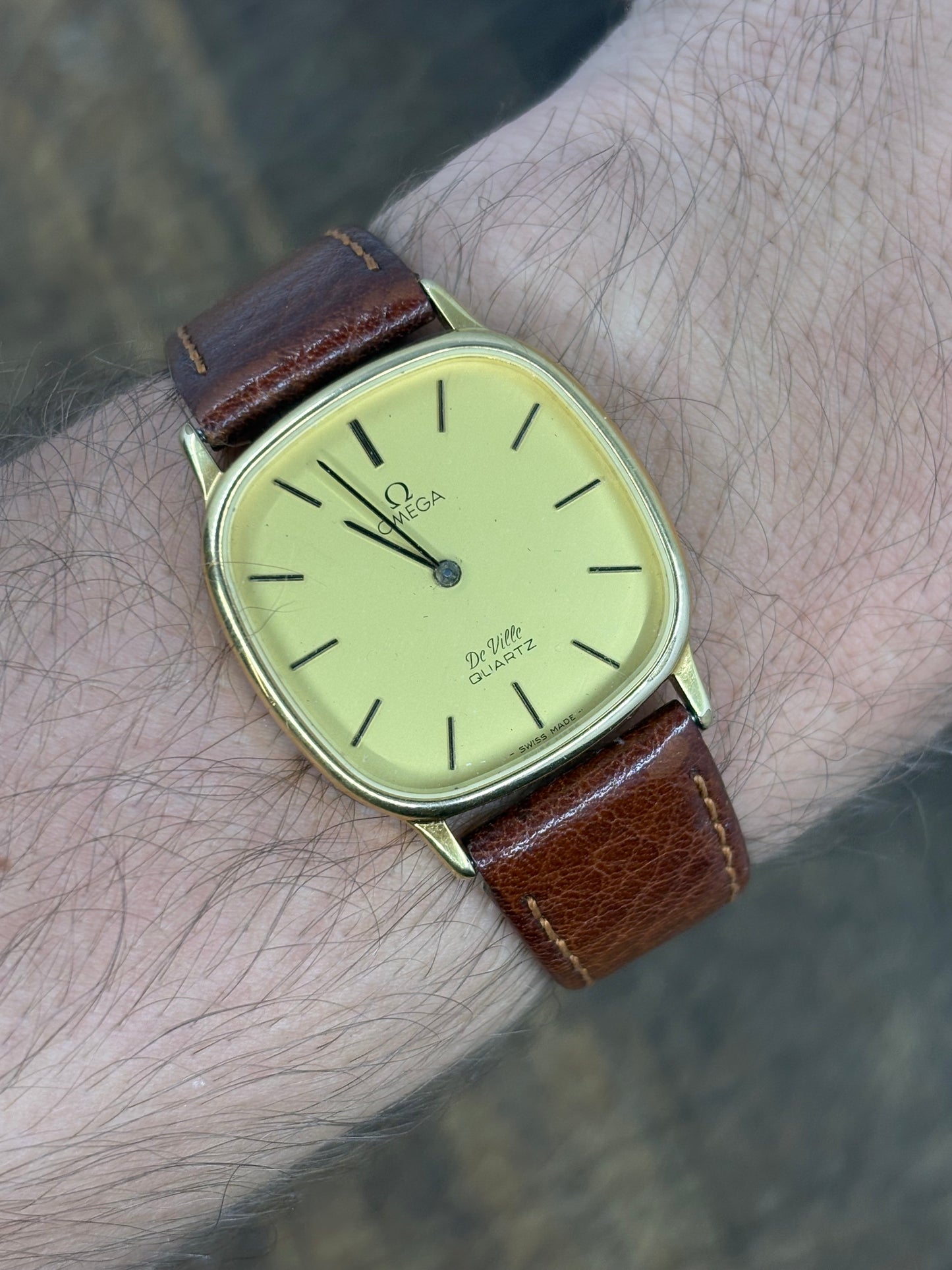 Omega De Ville Quartz – Gold Dial – Vintage