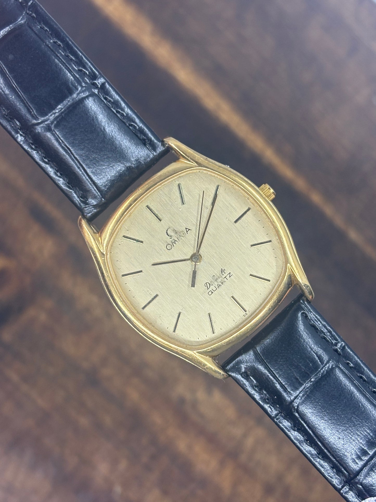 Omega De Ville Quartz Gold-Tone – Champagne Dial