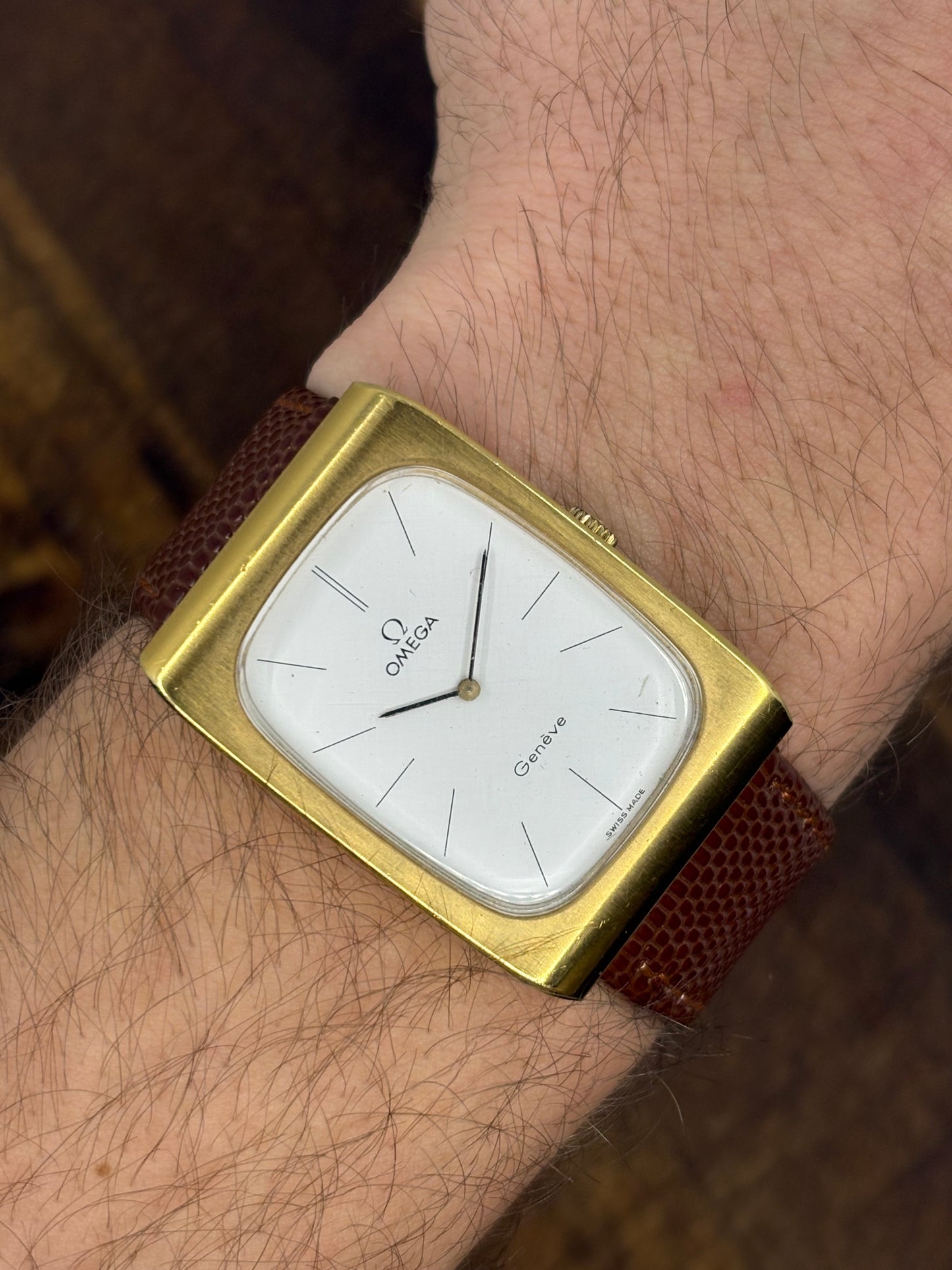 Omega Genève (Gold Tone, TV Case)
