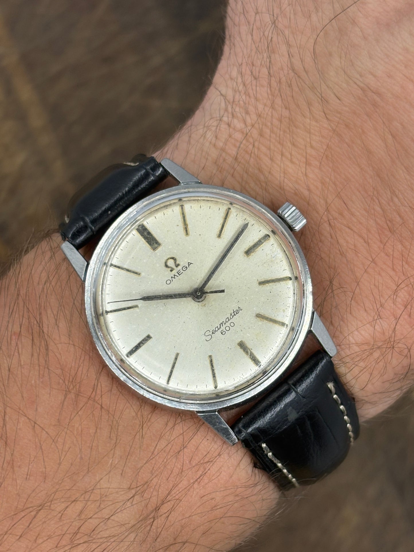 Omega Seamaster 600 – Vintage Manual Wind Dress Watch (1960s)