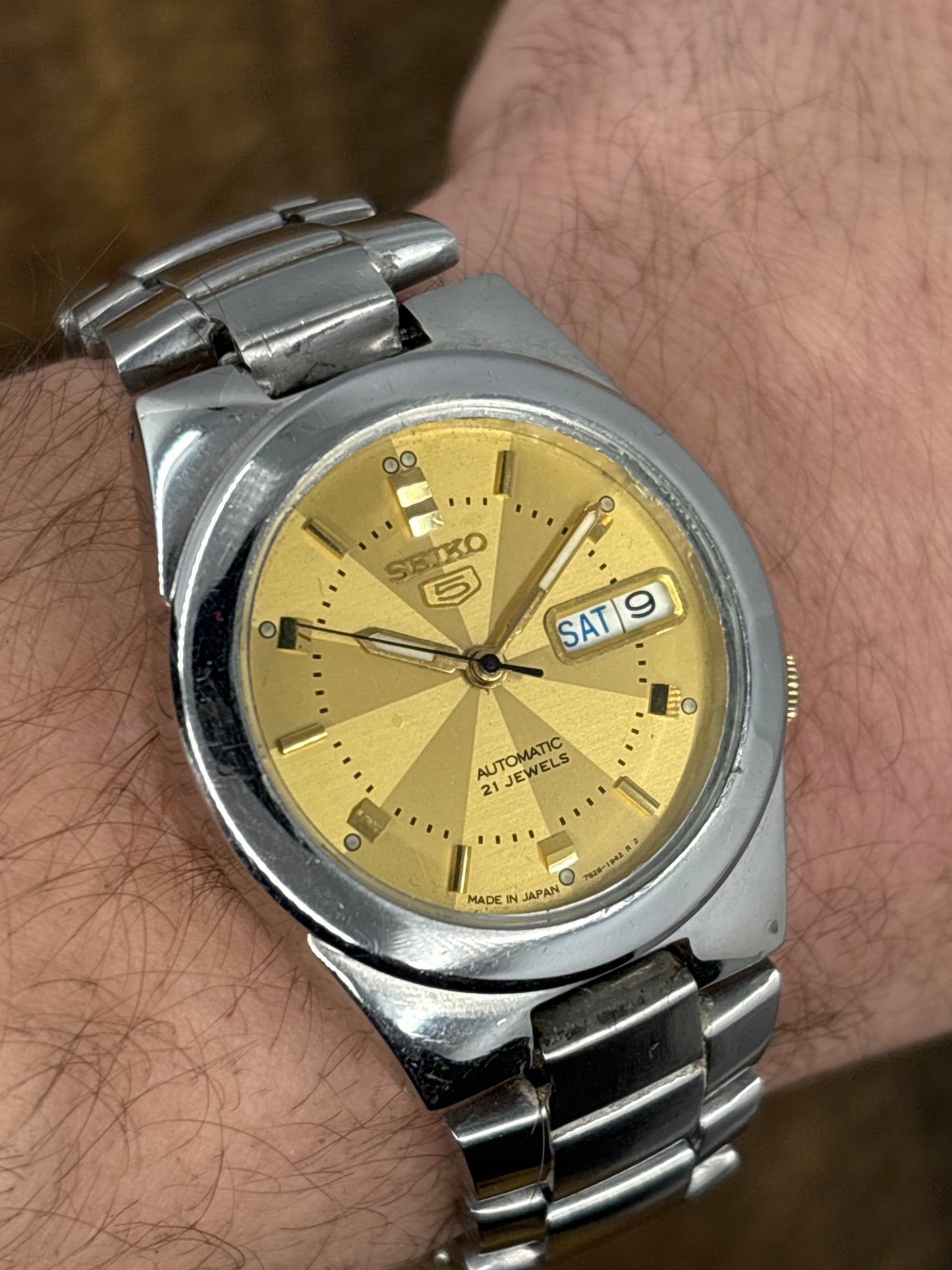 Seiko 5 Automatic 21 Jewels – Gold Dial – Vintage Men’s Watch