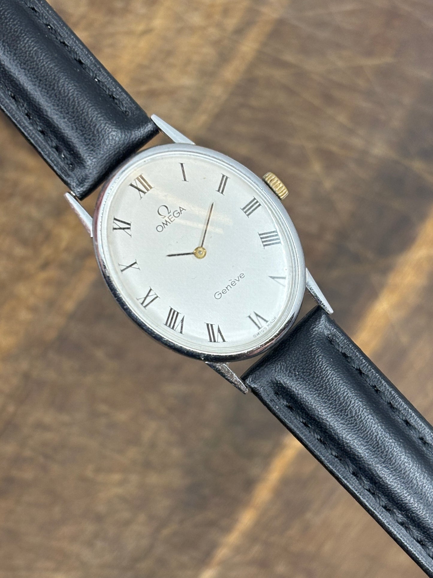 Omega Genève (Manual Wind, Roman Numeral Dial) NOS CASE