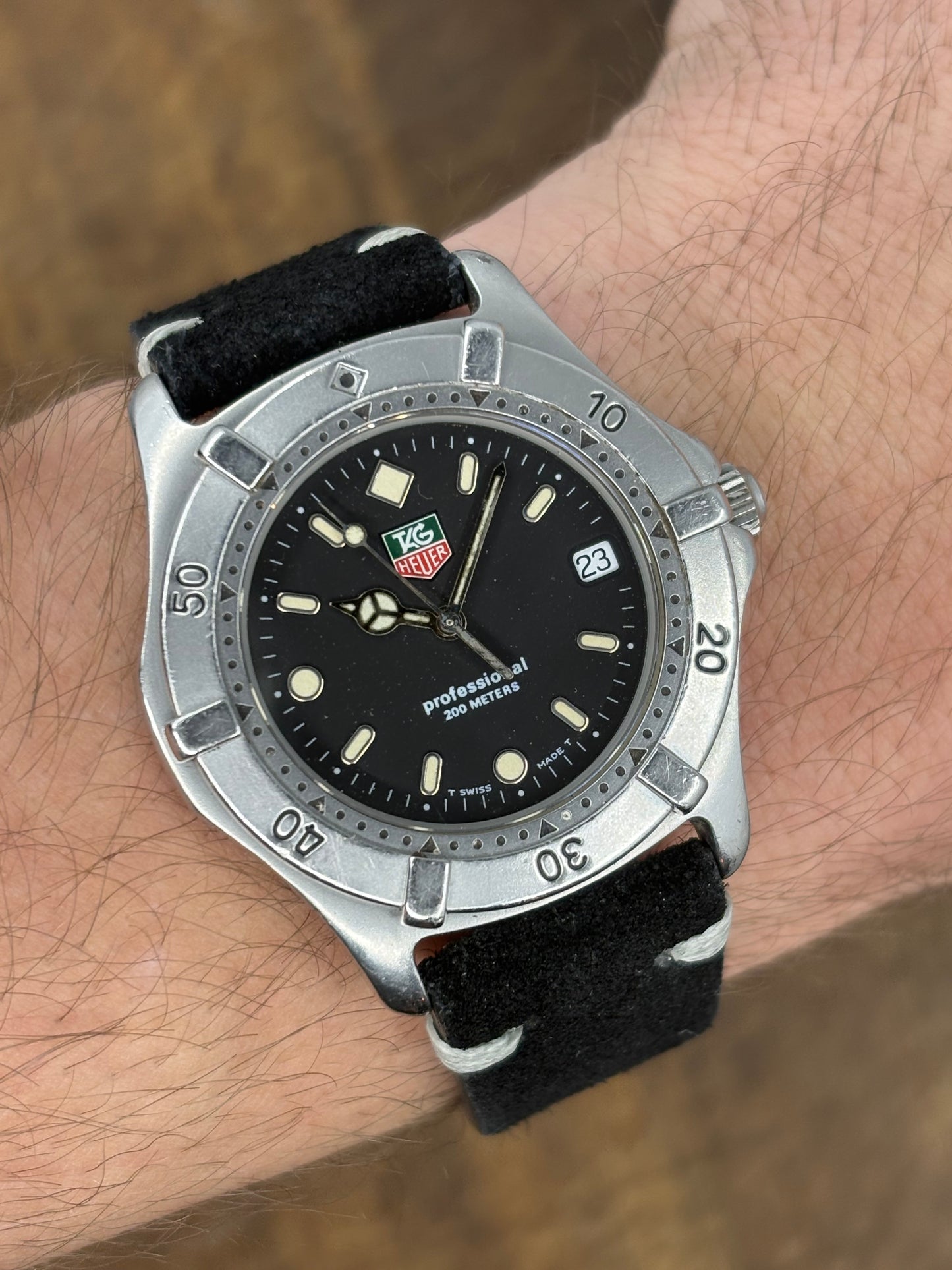 TAG Heuer 2000 Professional Diver 200m Quartz Watch Black Dial Vintage Men’s Swiss