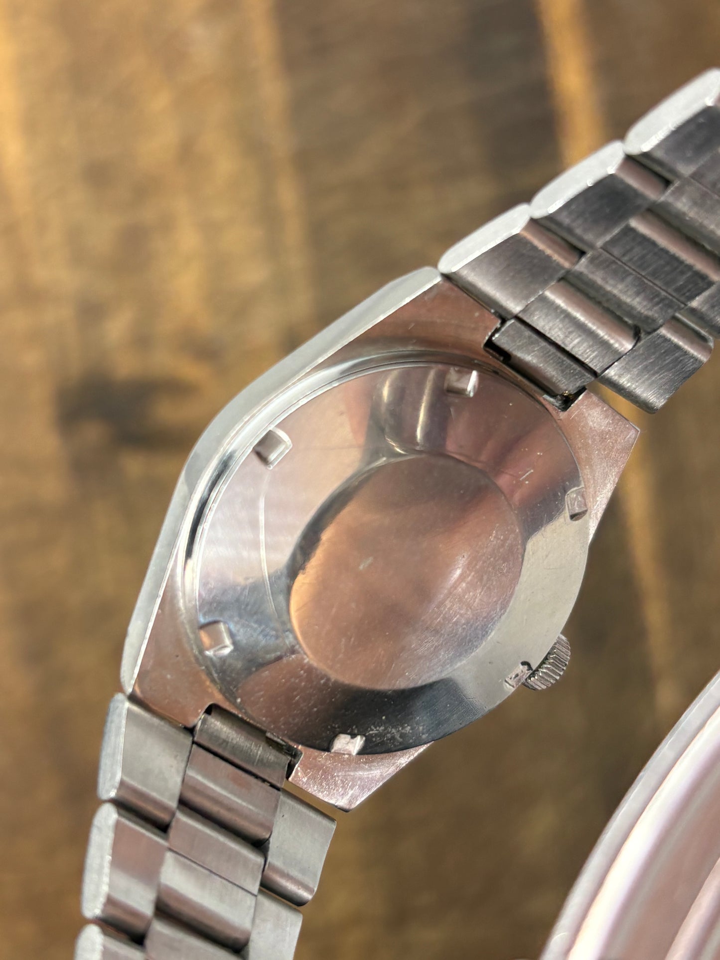 Omega Genève Automatic | Silver Dial | Date | Stainless Steel Bracelet