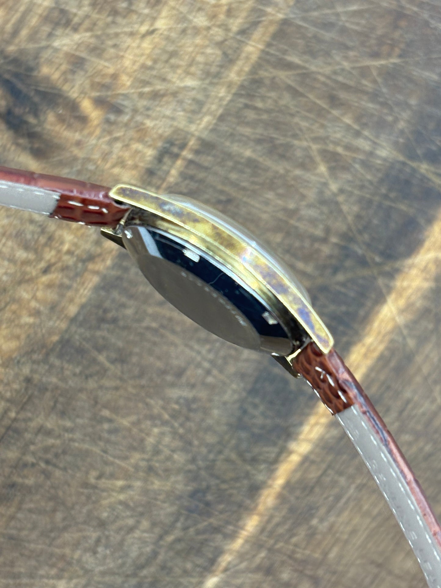 Omega Genève Automatic (Gold-Tone)