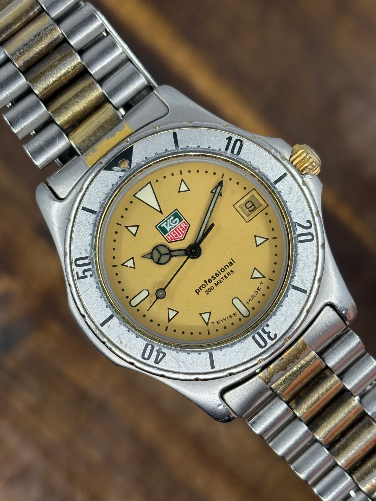 TAG Heuer Professional 200m Quartz