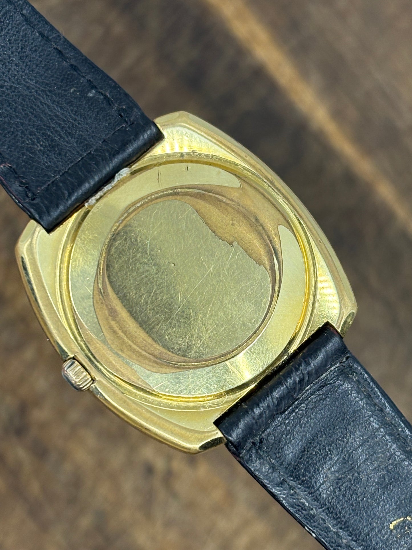 Omega De Ville Automatic – Gold-Tone Cushion Case (Day-Date)