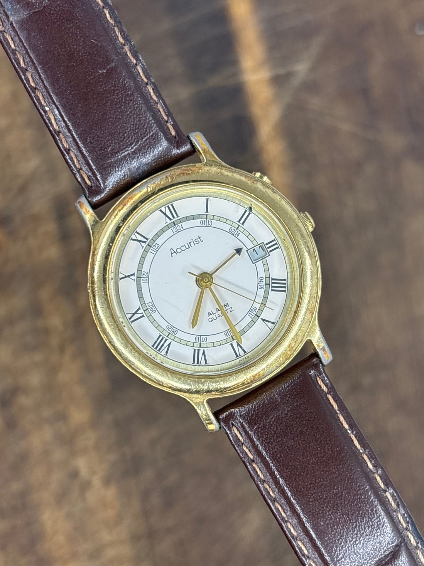 Accurist Quartz Alarm – Gold-Tone, Roman Numerals
