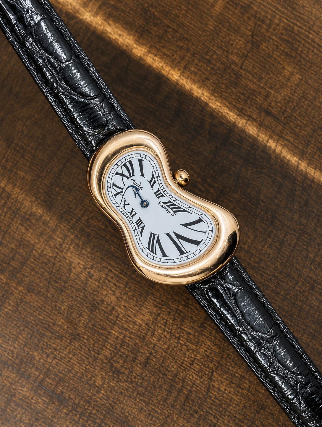 Salvador Dalí Melting Watch | Quartz | Surrealist Curved Case | Black Leather Strap