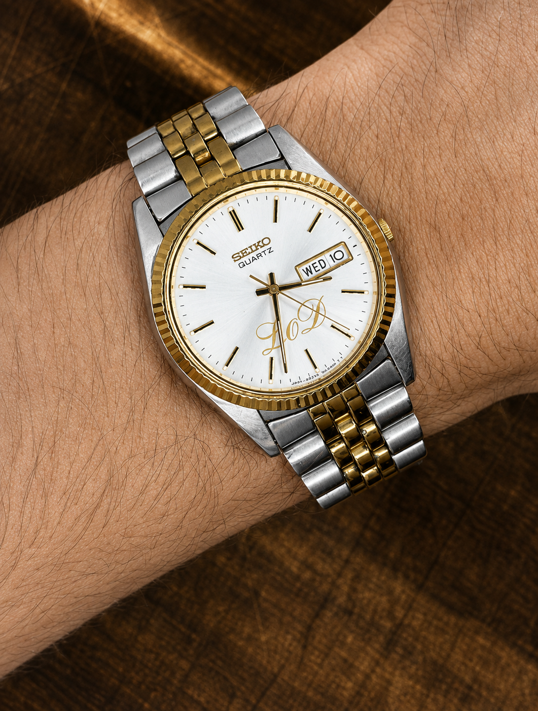 Vintage Seiko Quartz Day Date Watch | Two-Tone Bracelet | Gold Fluted Bezel | Japan Made