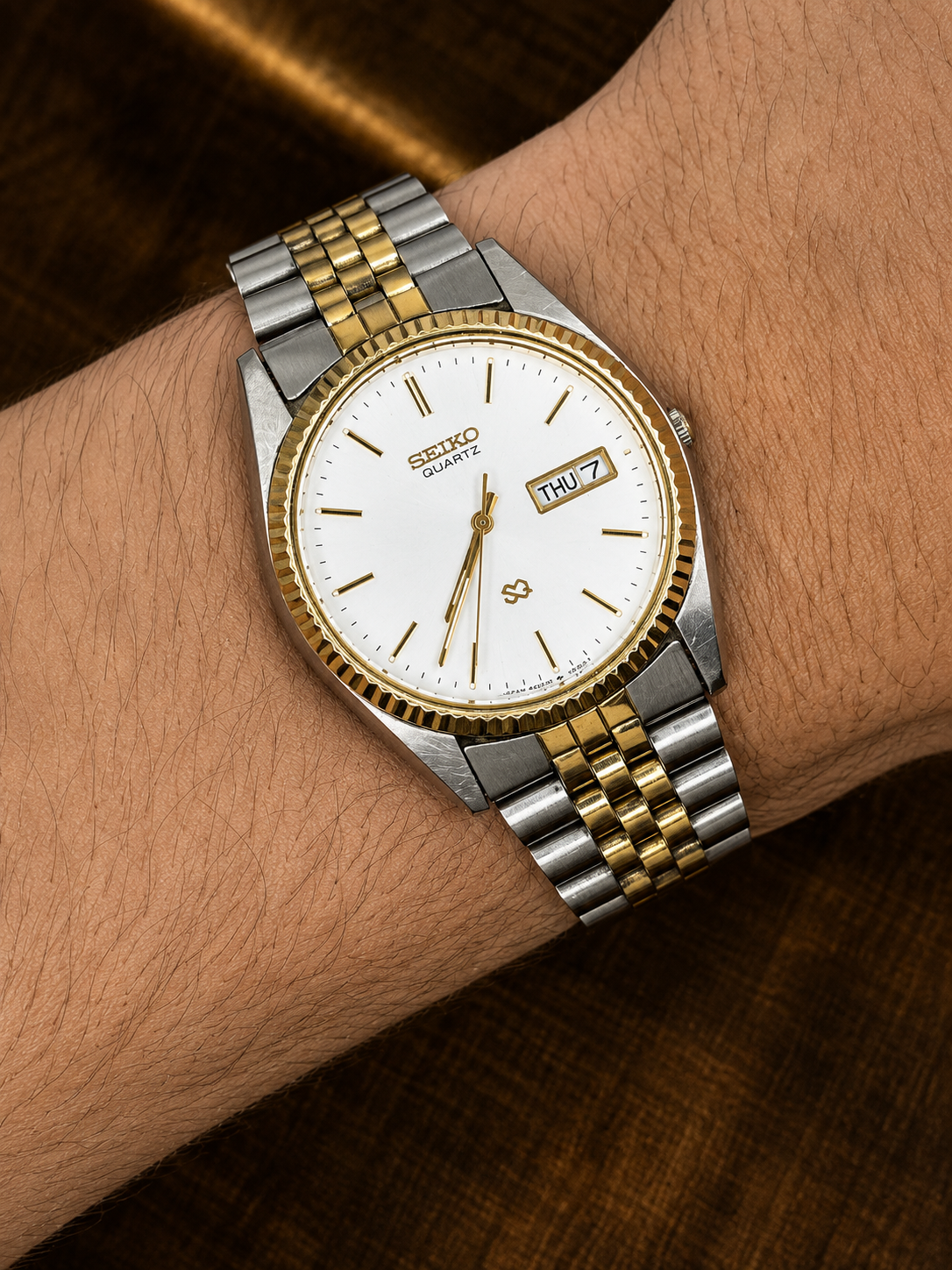 Vintage Seiko Quartz Day-Date Watch | Two-Tone Stainless Steel | White Dial | Japan