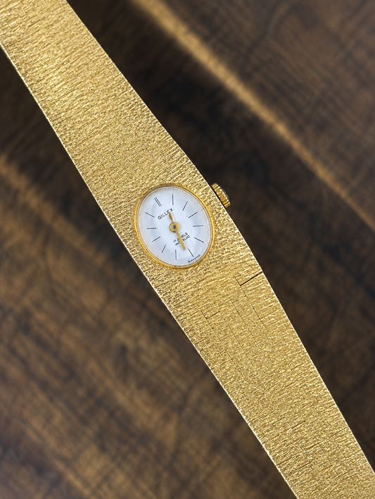 Vintage Gillux Ladies Mechanical Watch | 17 Jewels Incabloc | Gold Tone Bracelet | Swiss Made