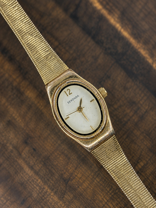 Vintage Sekonda Ladies Quartz Watch | Gold Tone Oval Case | Integrated Bracelet | Minimalist Dress Watch