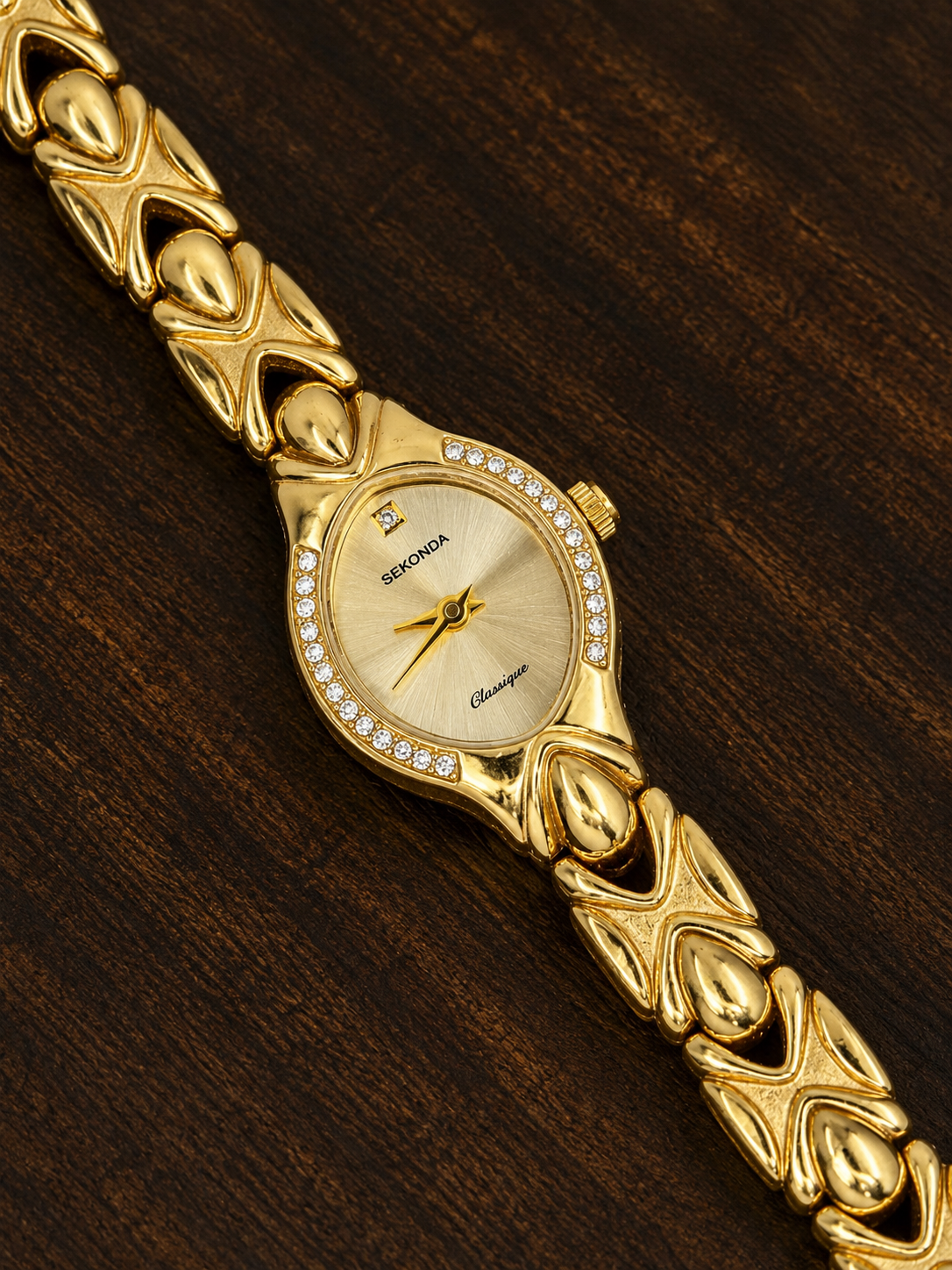 Vintage Sekonda Classique Ladies Quartz Watch | Gold-Tone Bracelet | Crystal Set Dress Watch