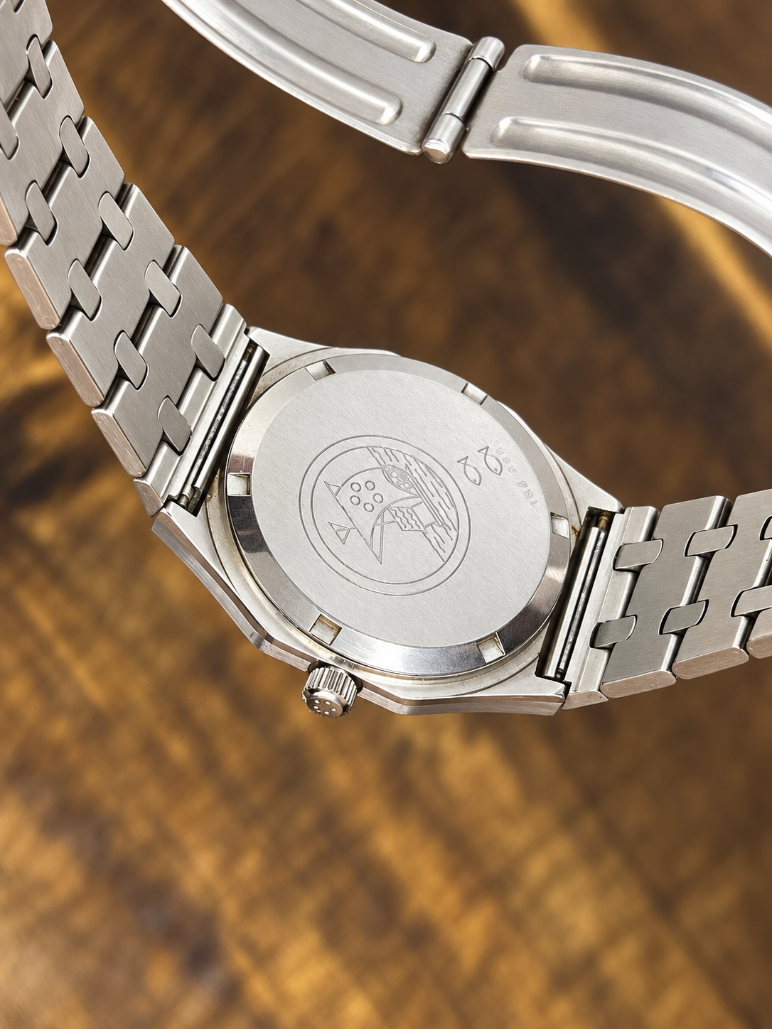 Vintage Eterna Kontiki Kanjar Salton of Oman LOGO DIAL Stainless Steel Quartz Watch – Silver Dial